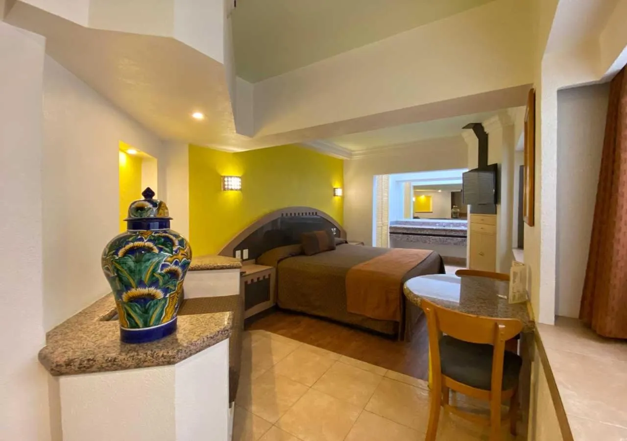 Bedroom, Bed in Hotel Villa de Madrid