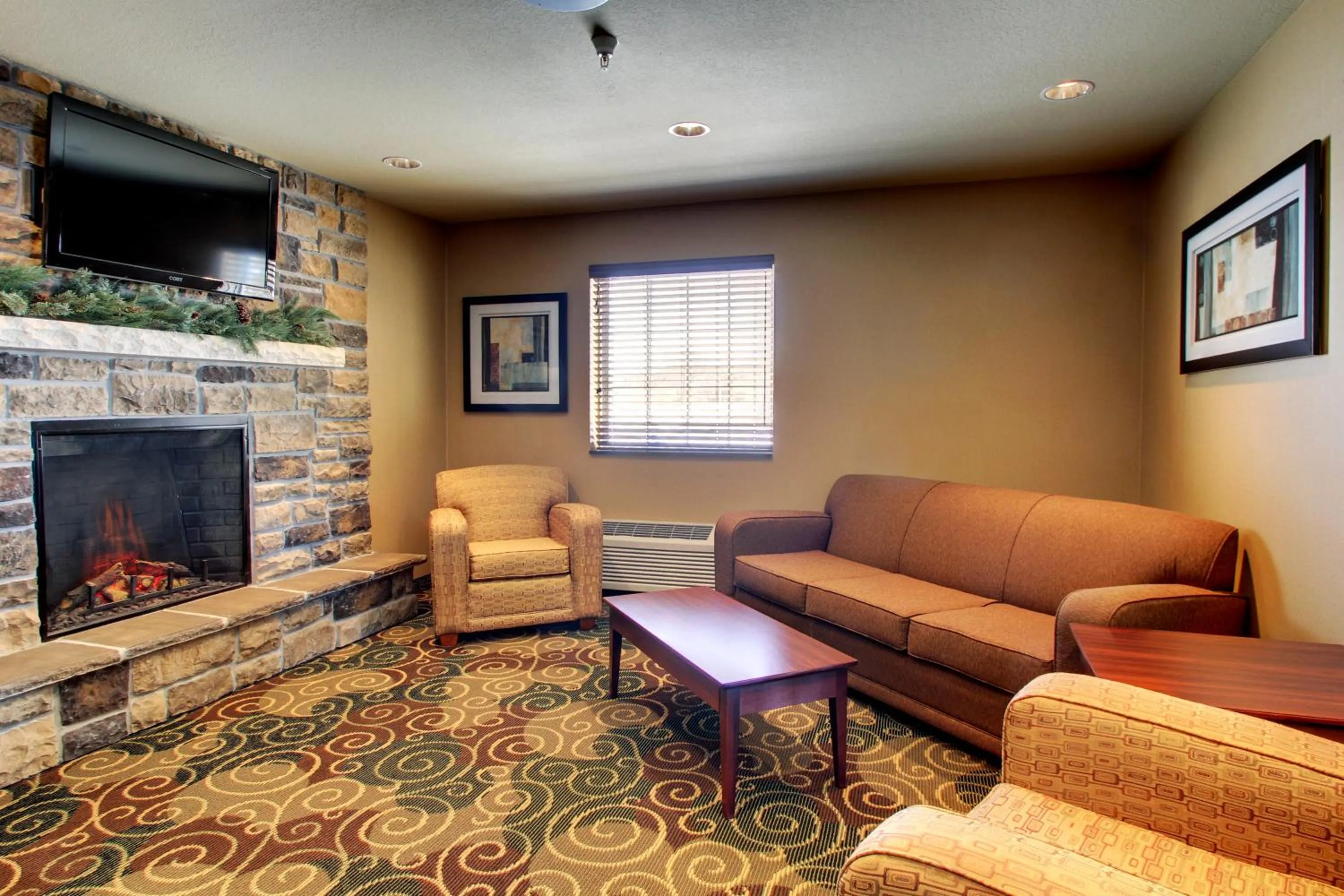 Lobby or reception in Cobblestone Inn & Suites - Harvey