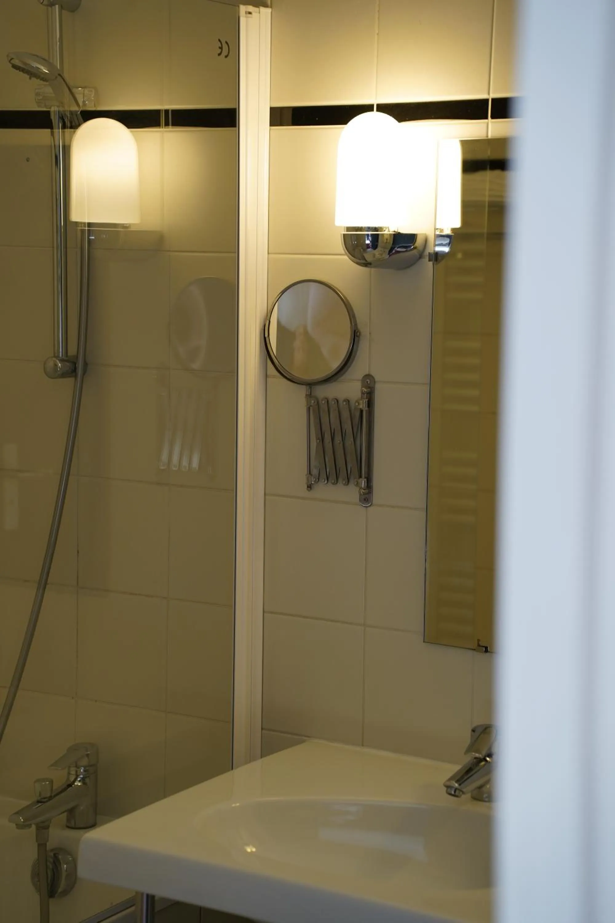 Bathroom in Le Pré Saint Germain