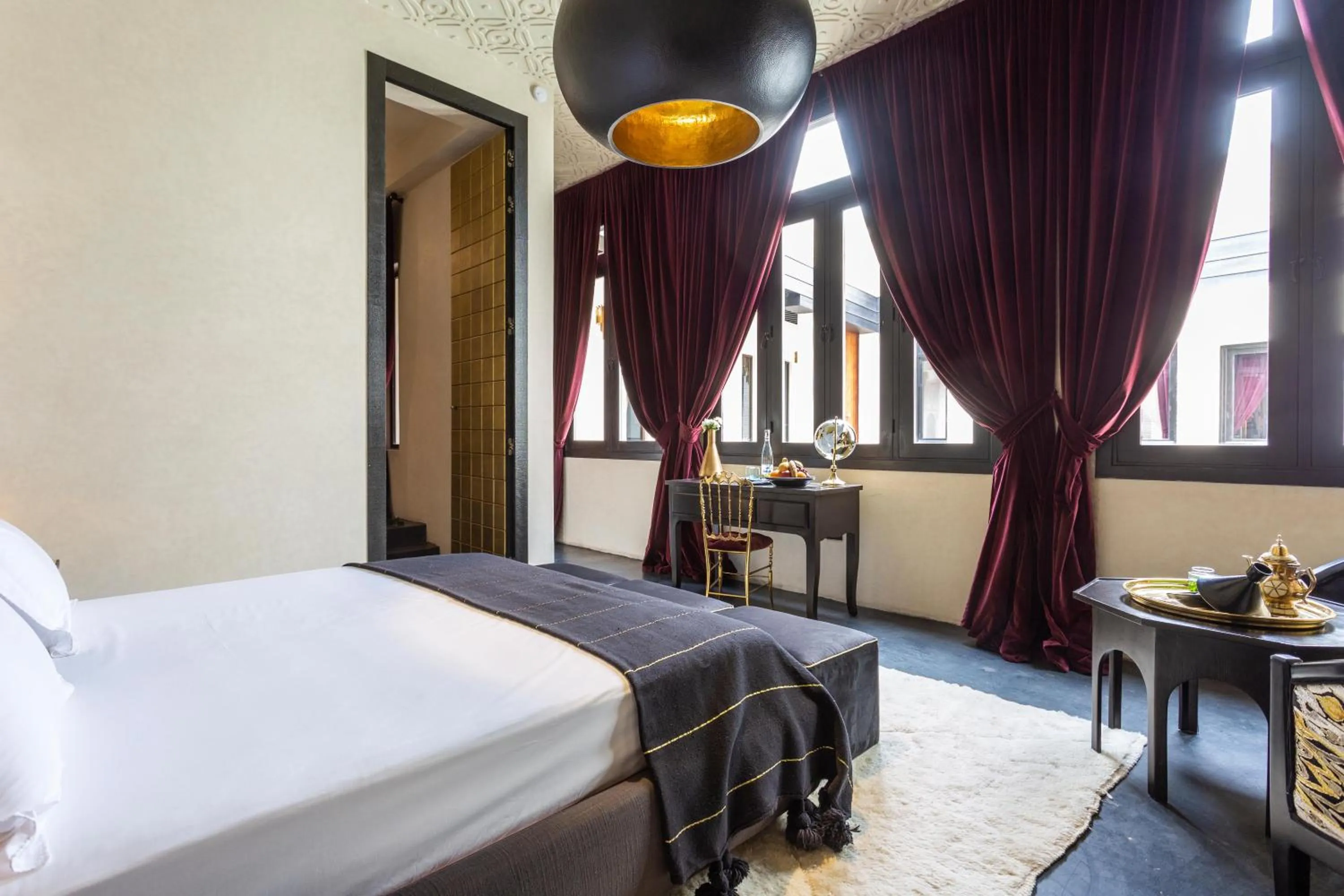 Photo of the whole room, Bed in Riad Tajania