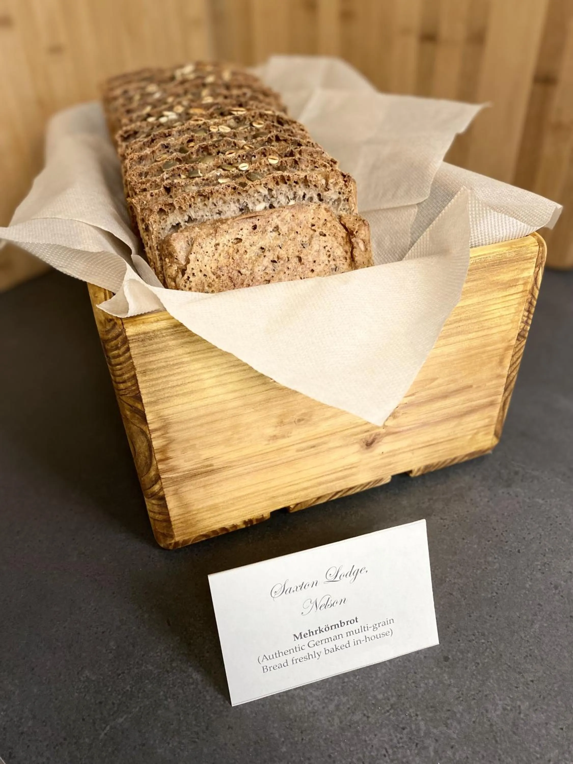 Food and drinks in Saxton Lodge