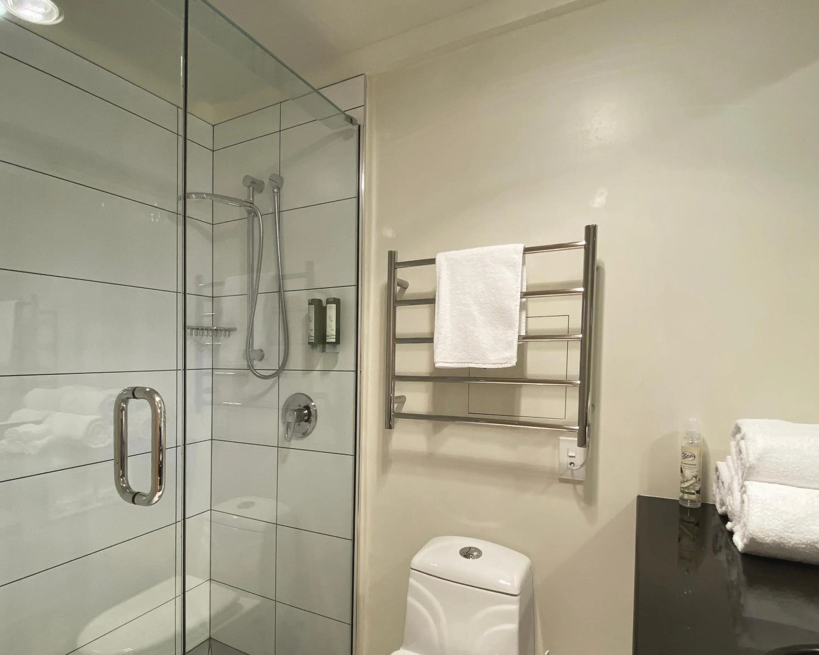 Bathroom in Saxton Lodge