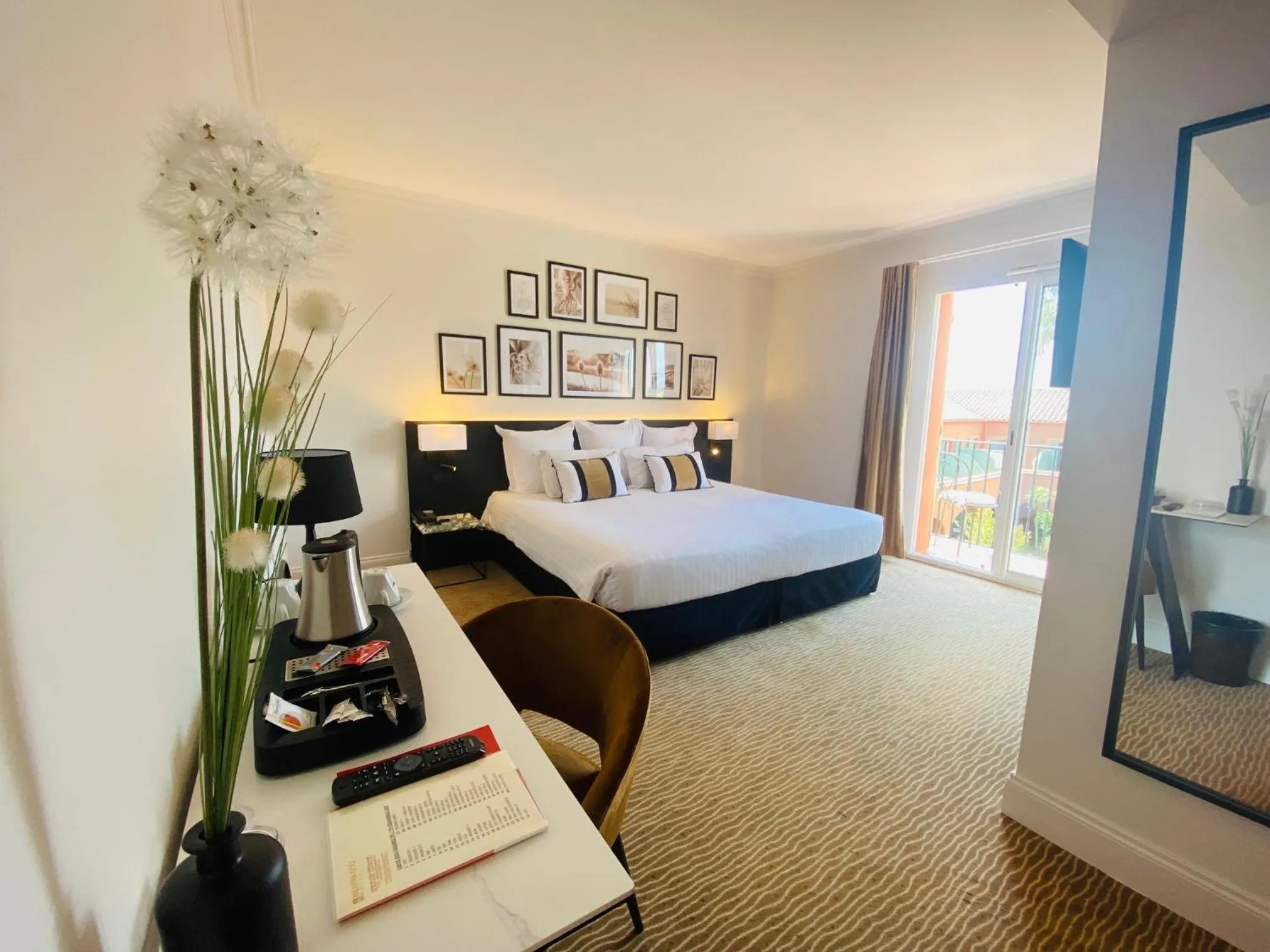 Bed in Palmyra Golf Hotel & Spa