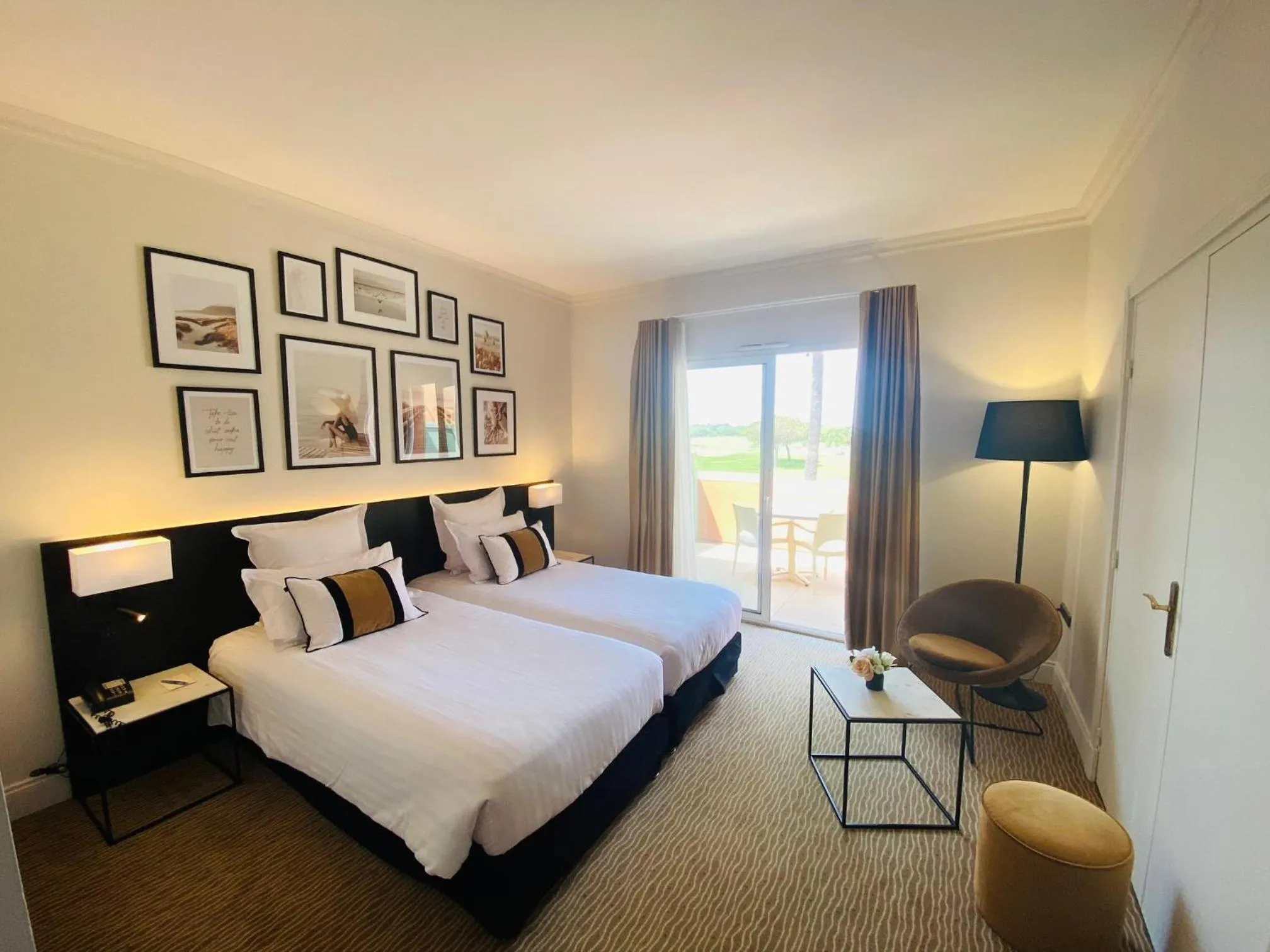 Bed in Palmyra Golf Hotel & Spa