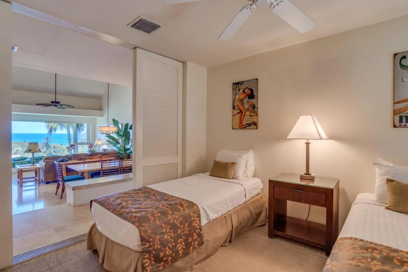 Bed in Palms at Wailea