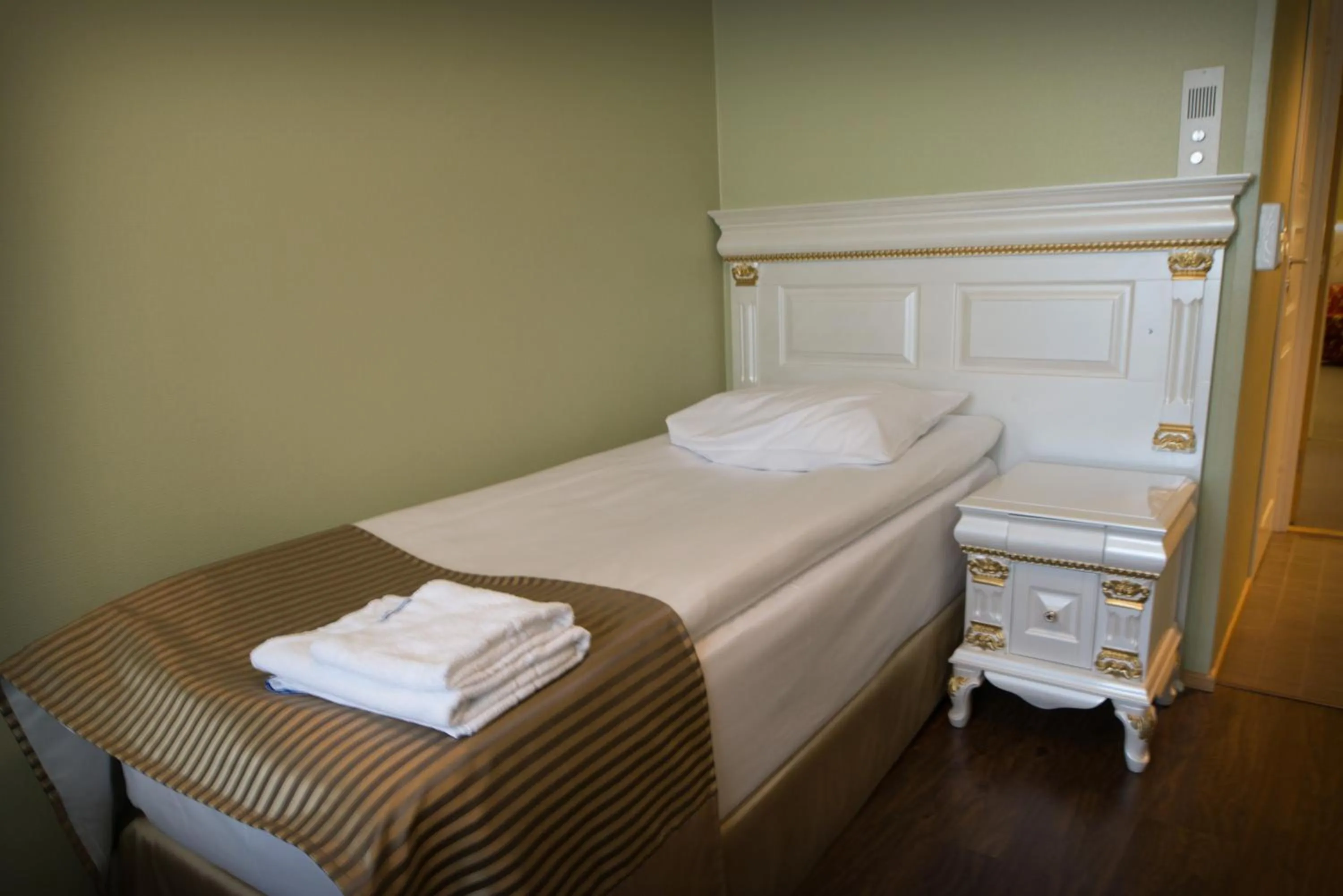 Bed in Hotel Golden Dome Iisalmi