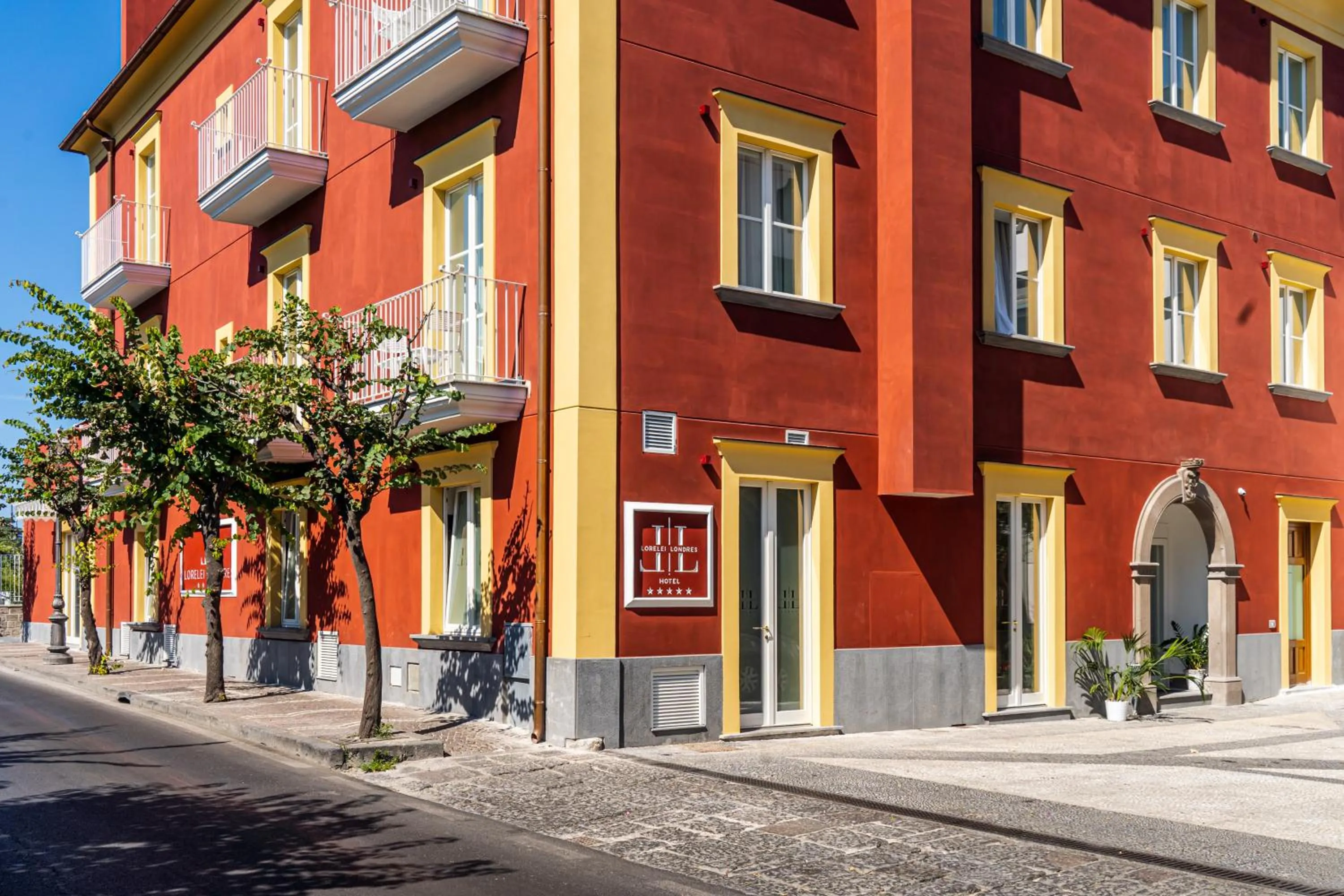 Property building in Hotel Lorelei Londres