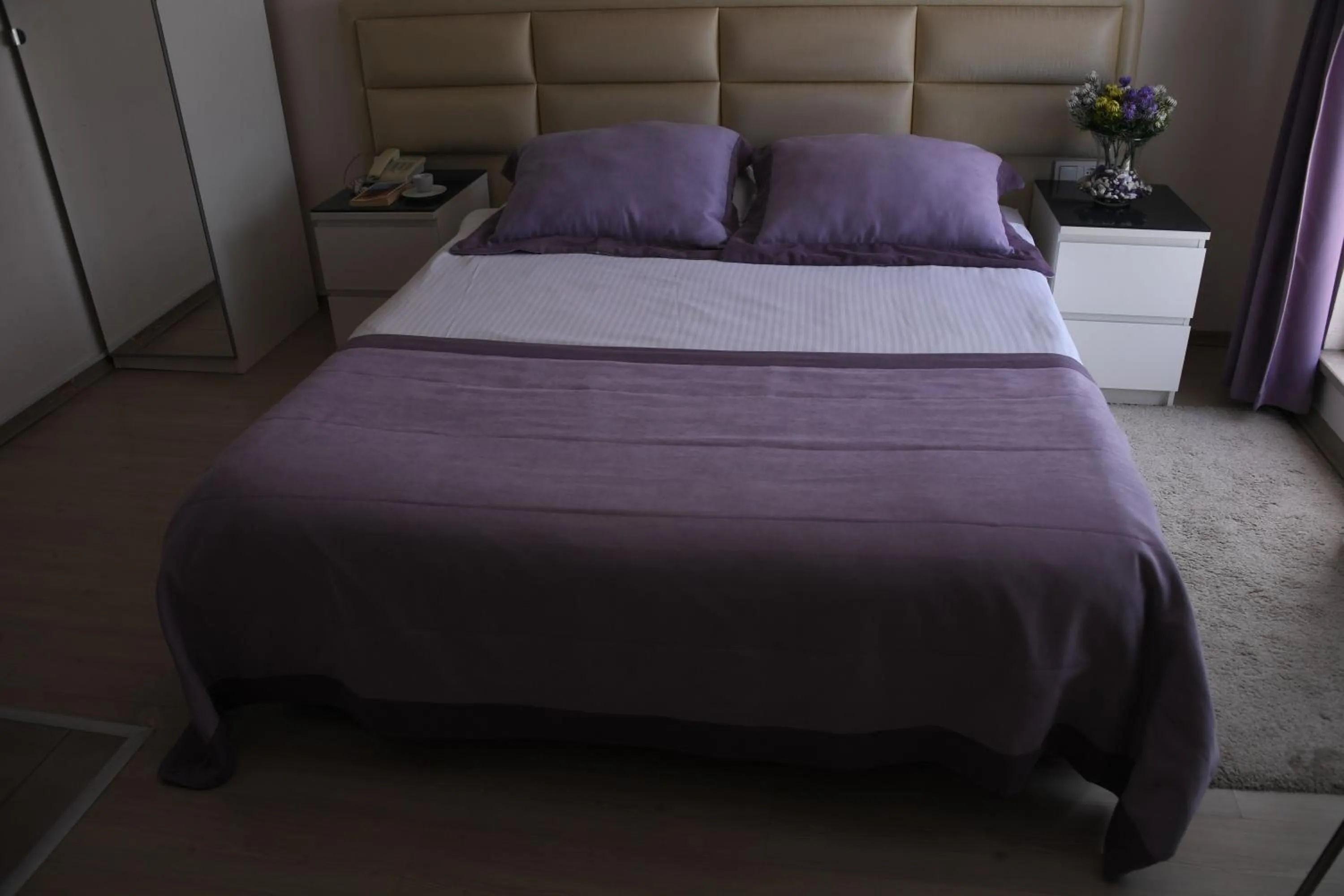 Bed in A Hotels & Suite