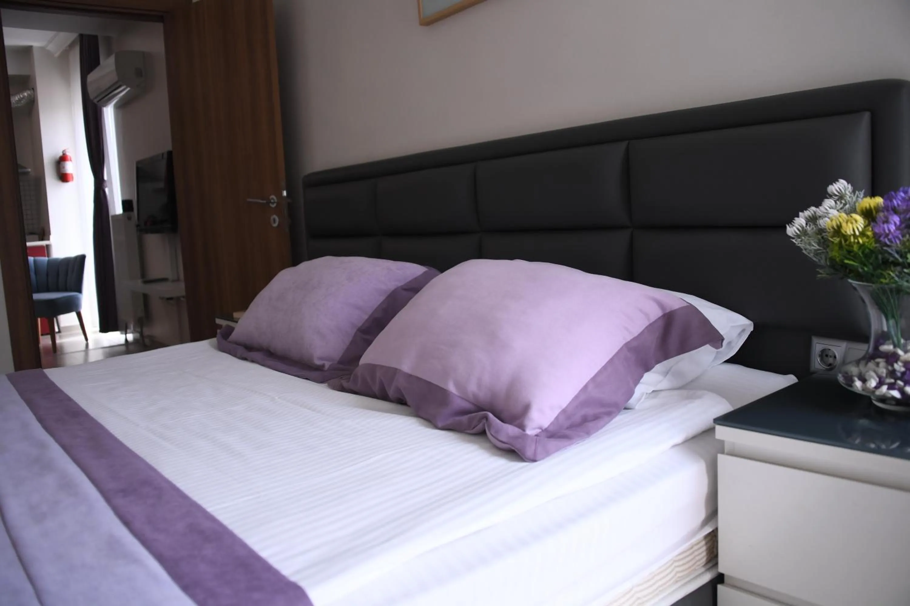 Bed in A Hotels & Suite