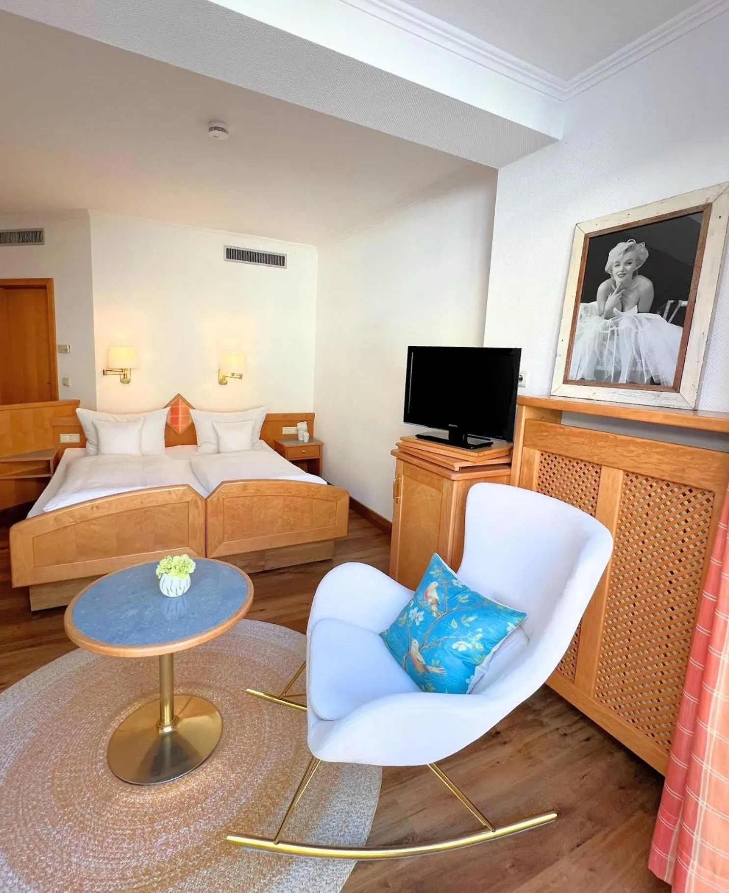 Photo of the whole room, Bed in Greifensteiner Hof