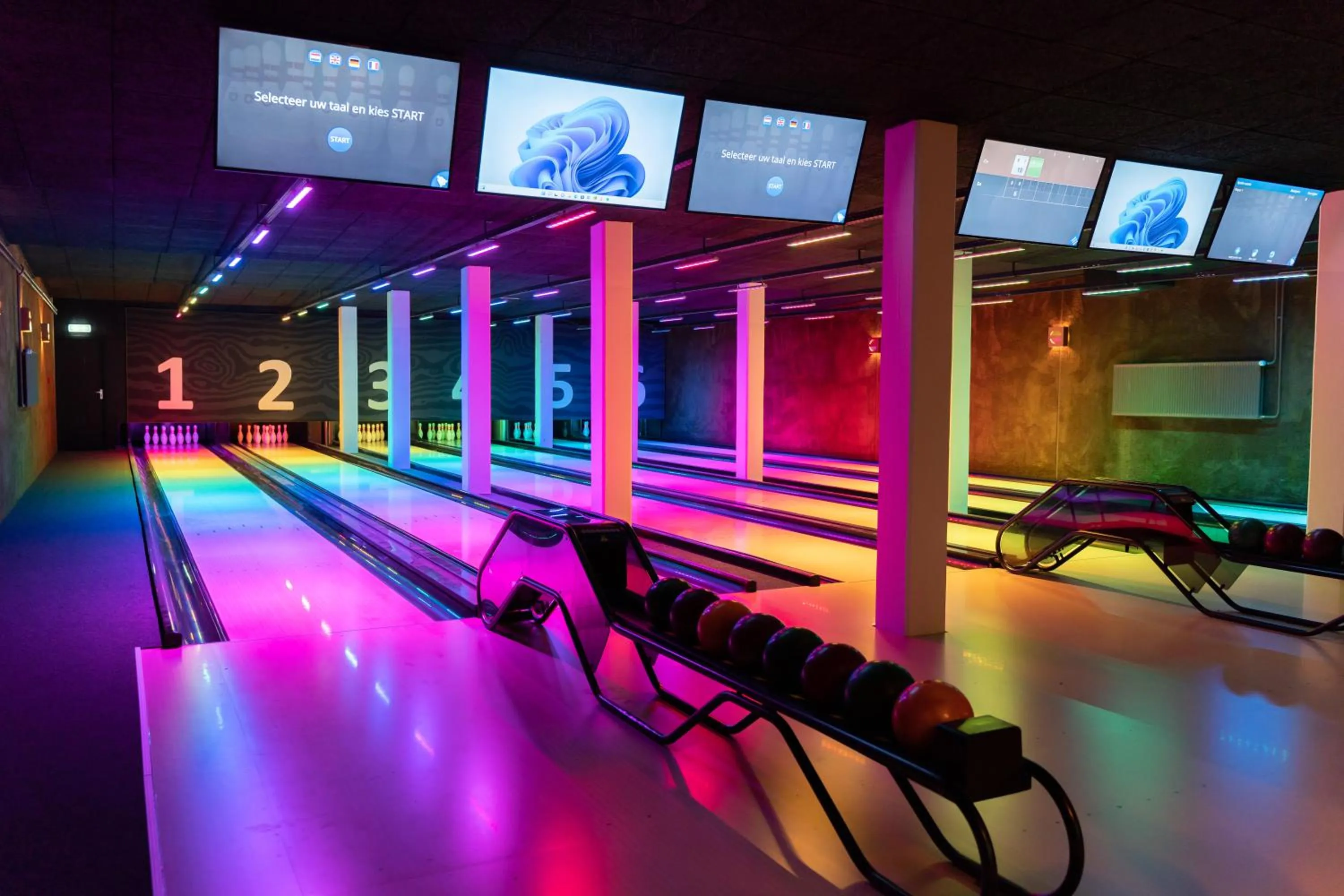 Evening entertainment in Bosrijk Ruighenrode