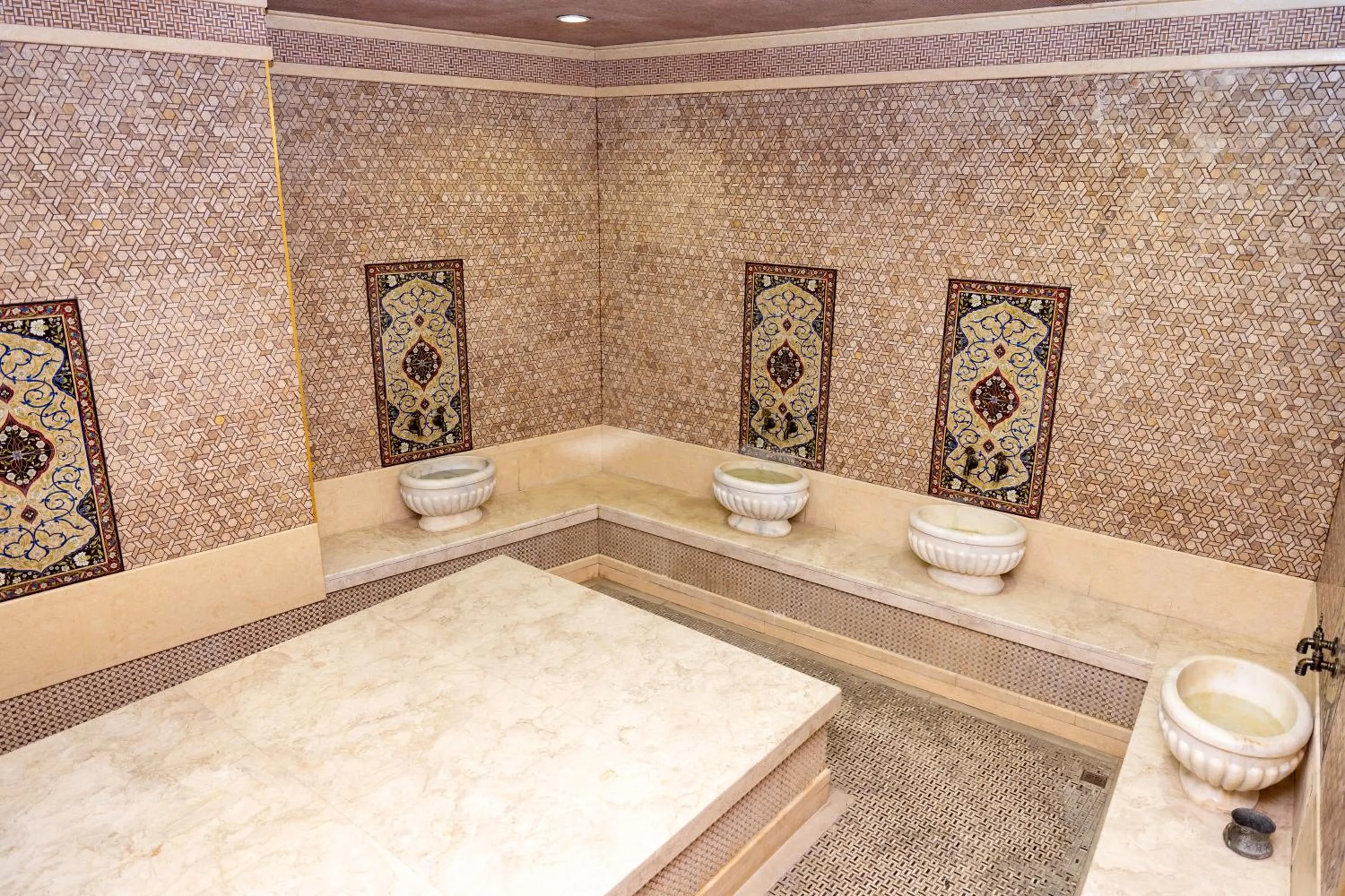Spa and wellness centre/facilities in Shah Palace Luxury Museum Hotel
