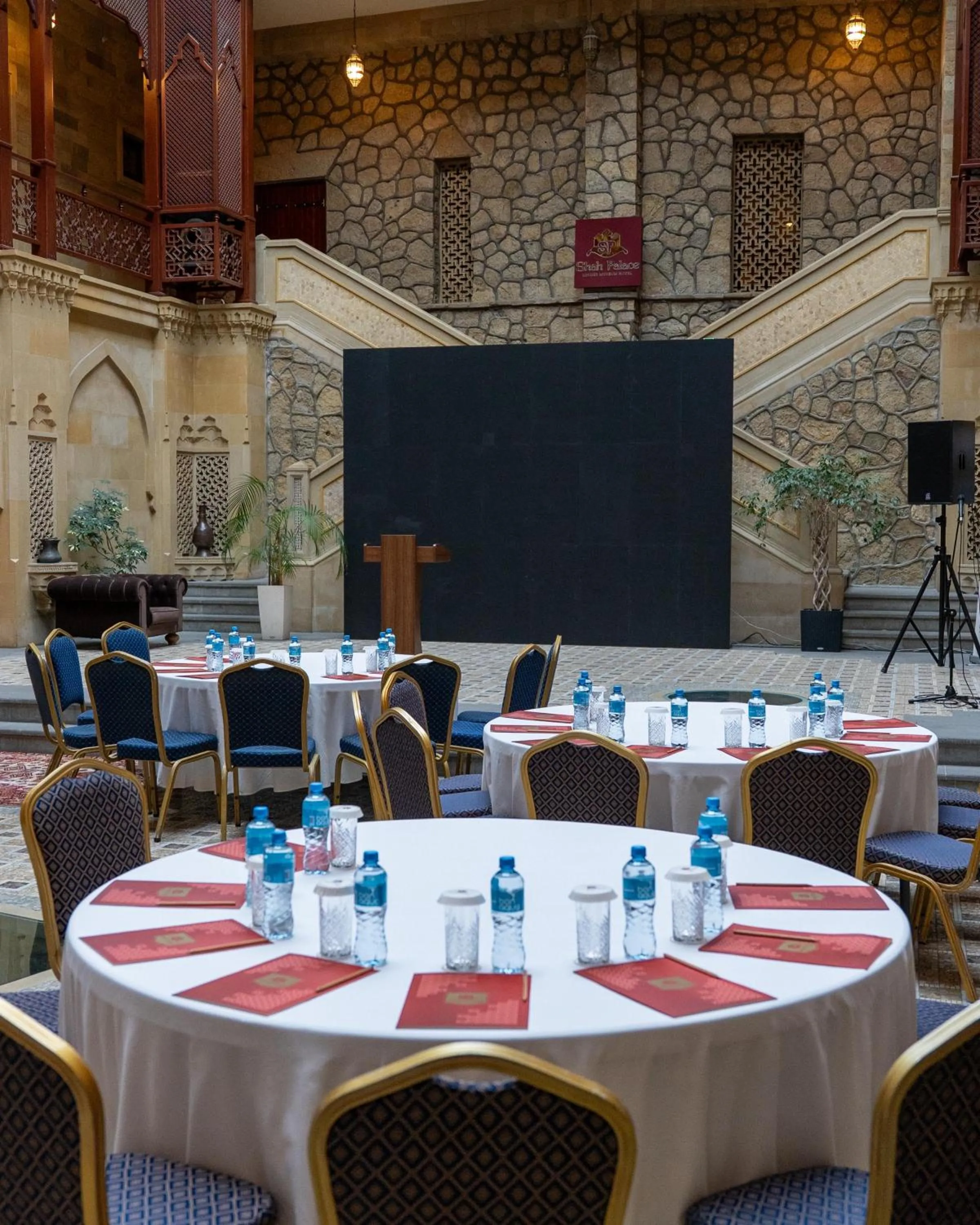 Banquet/Function facilities in Shah Palace Luxury Museum Hotel