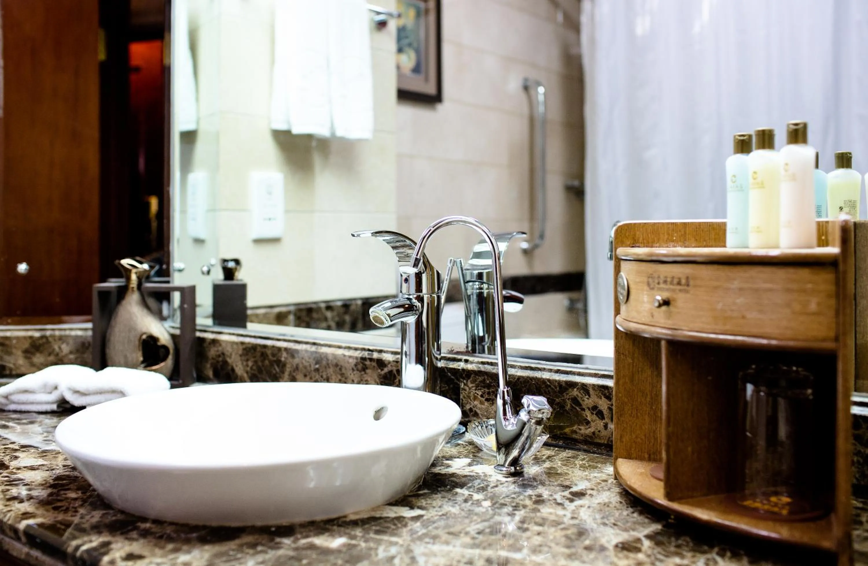 Bathroom in Golden Gulf Hotel Yantai