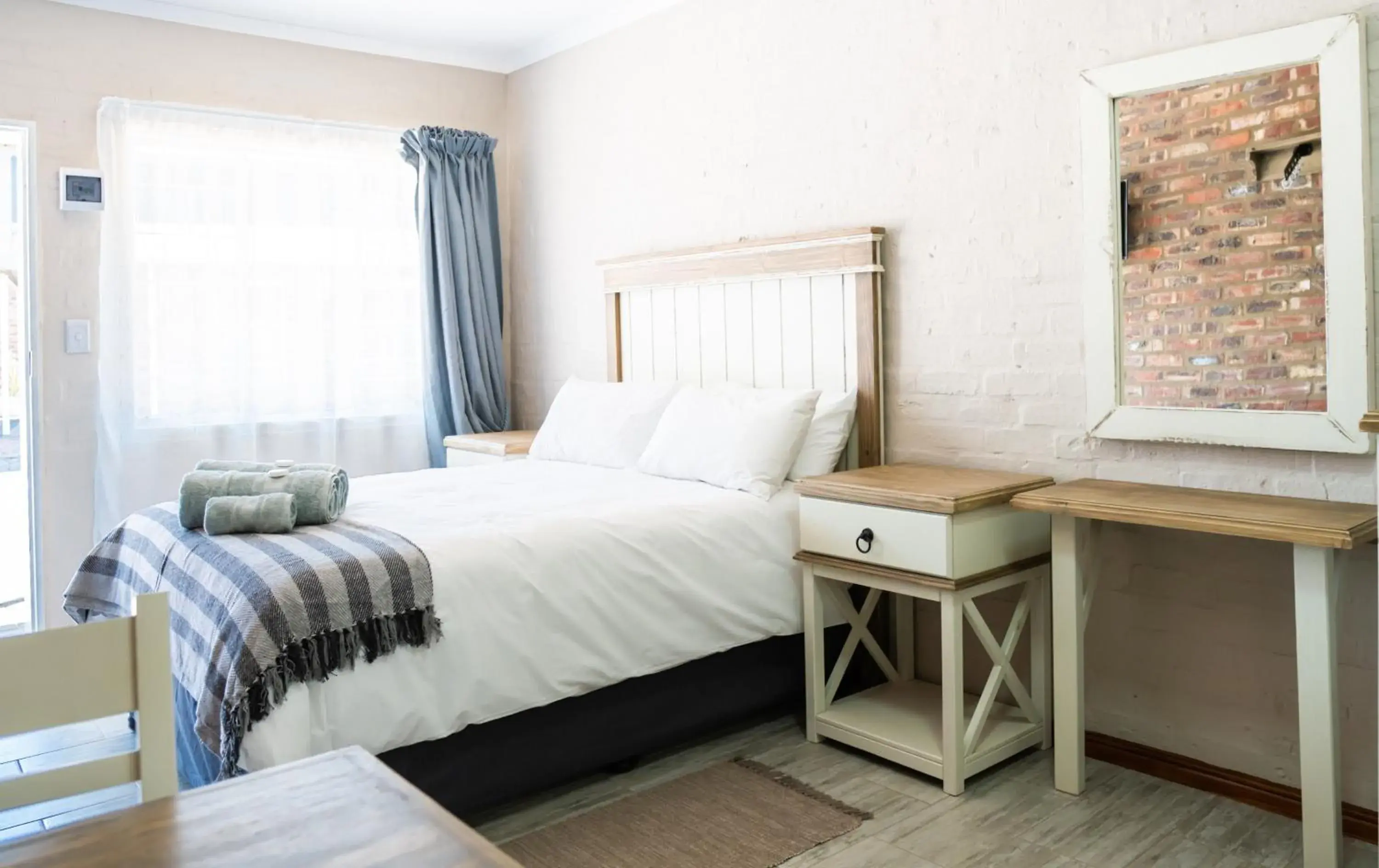 Deluxe Double Room in Opstal Guestfarm Deluxe Double Room in Opstal Guestfarm