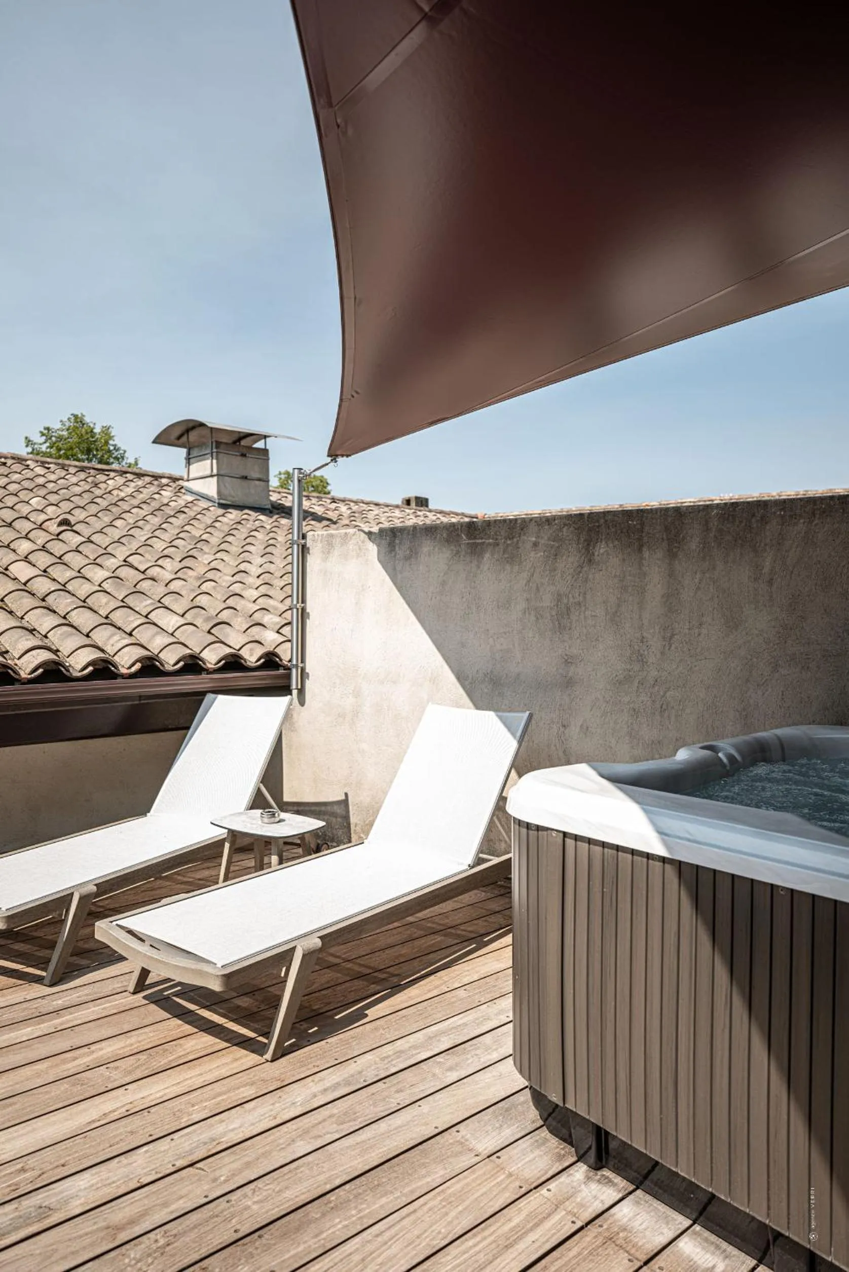 Balcony/Terrace in Hôtel Le Parc - La Table de Franck Putelat