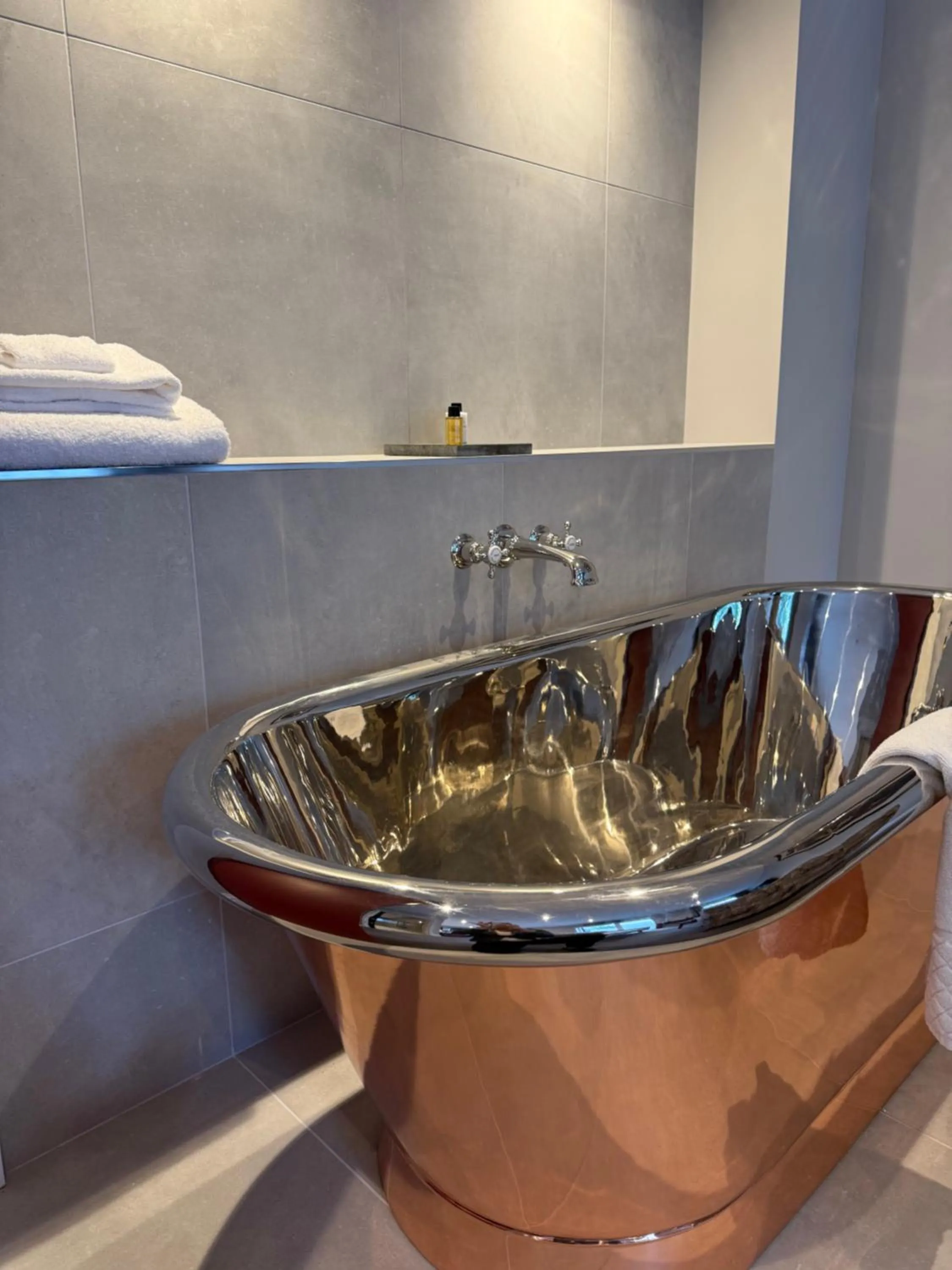 Bathroom in Poets House