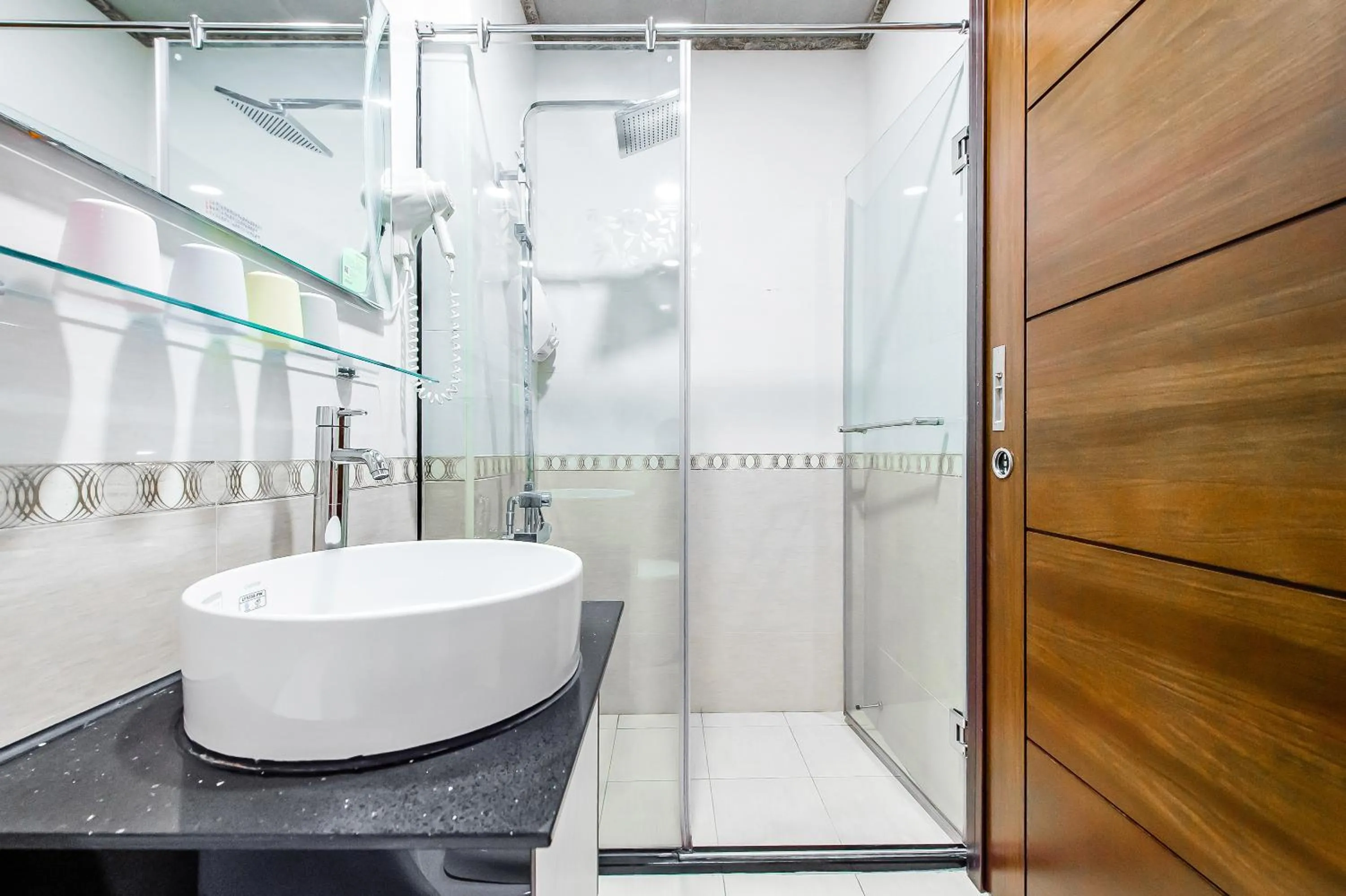 Shower in Sun Moon Lake I Love You