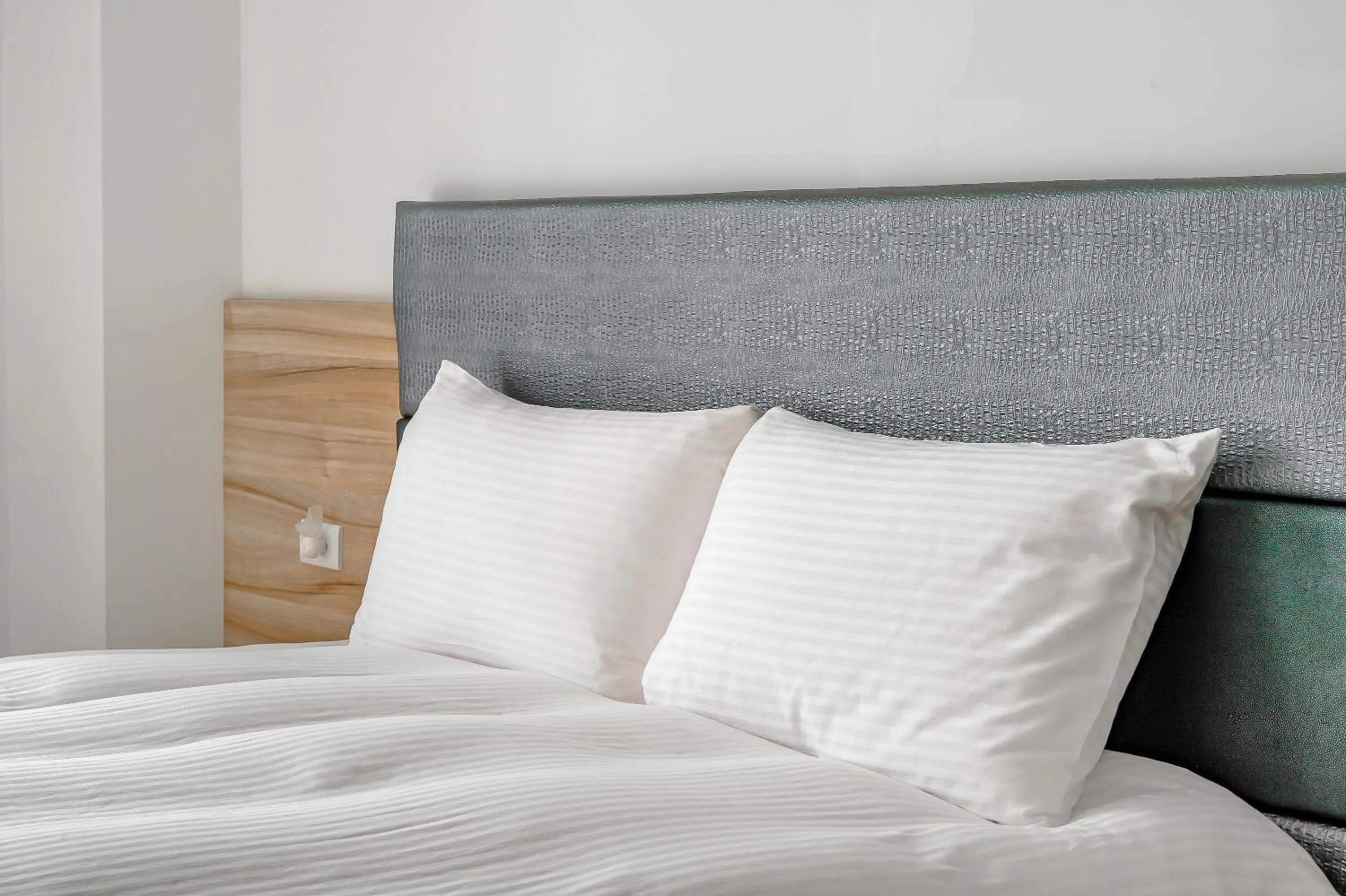 Bed in Sun Moon Lake I Love You