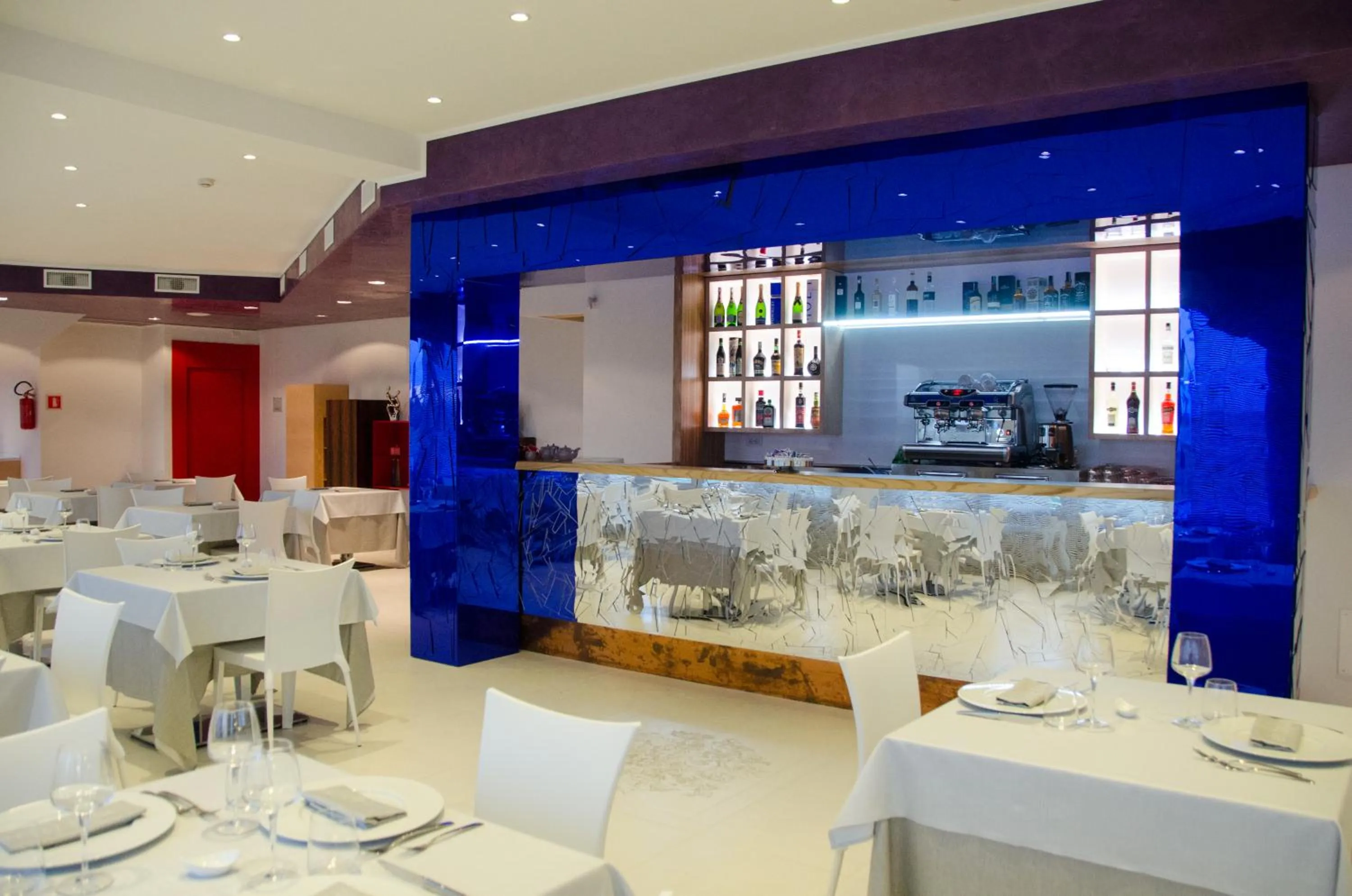 Restaurant/places to eat in Hotel Zodiaco