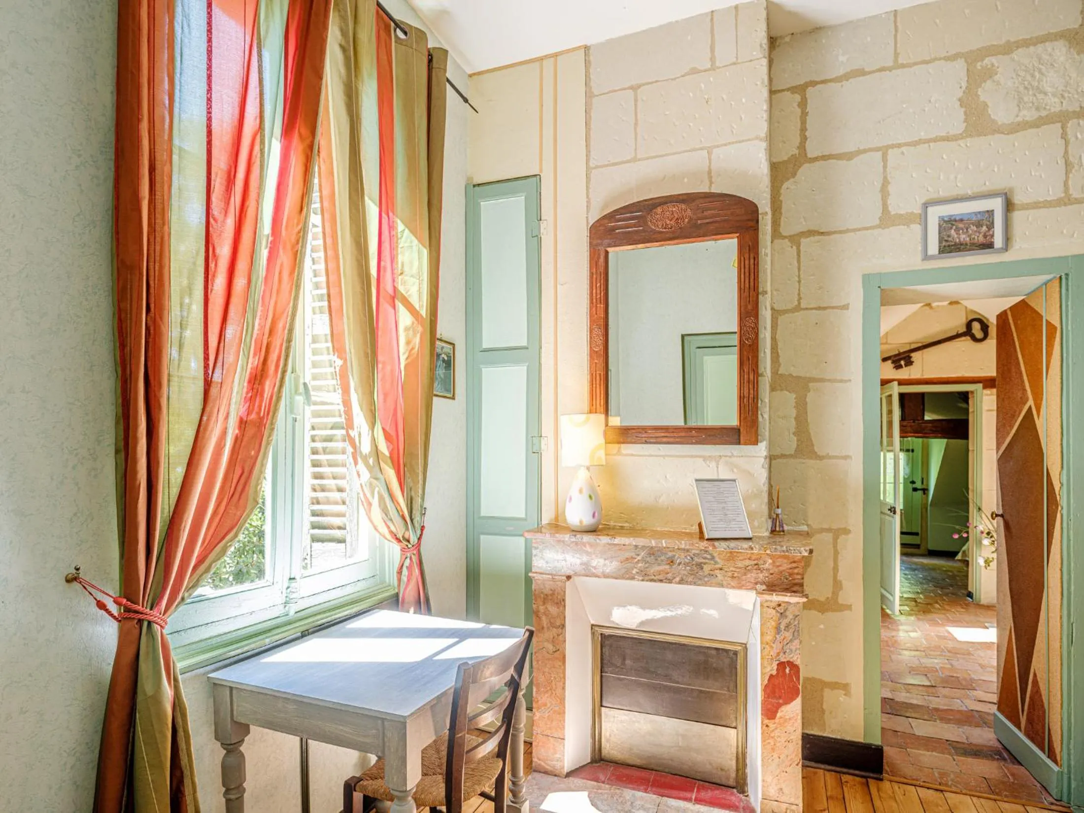 Photo of the whole room in Clos du Bois Brard B&B