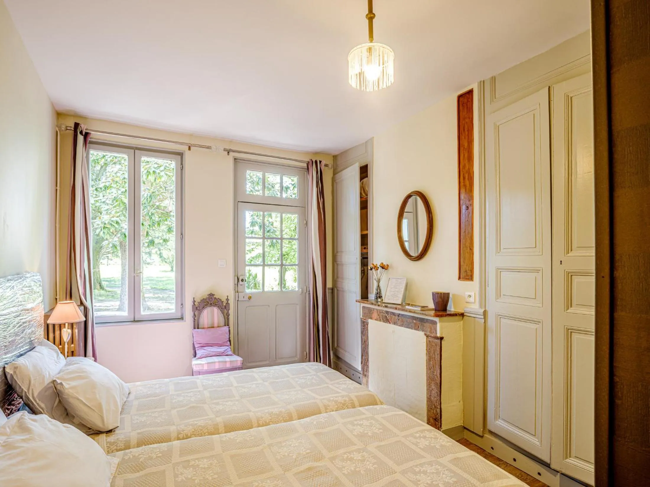 Balcony/Terrace, Bed in Clos du Bois Brard B&B