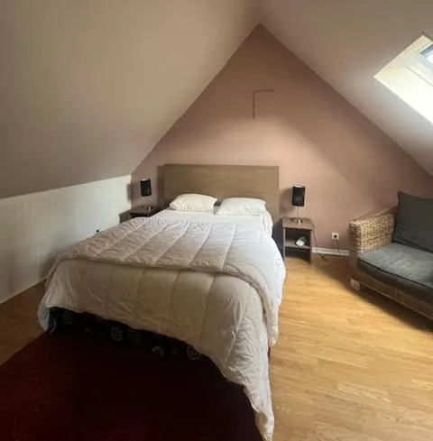 Bed in Le Clos De Bourgogne