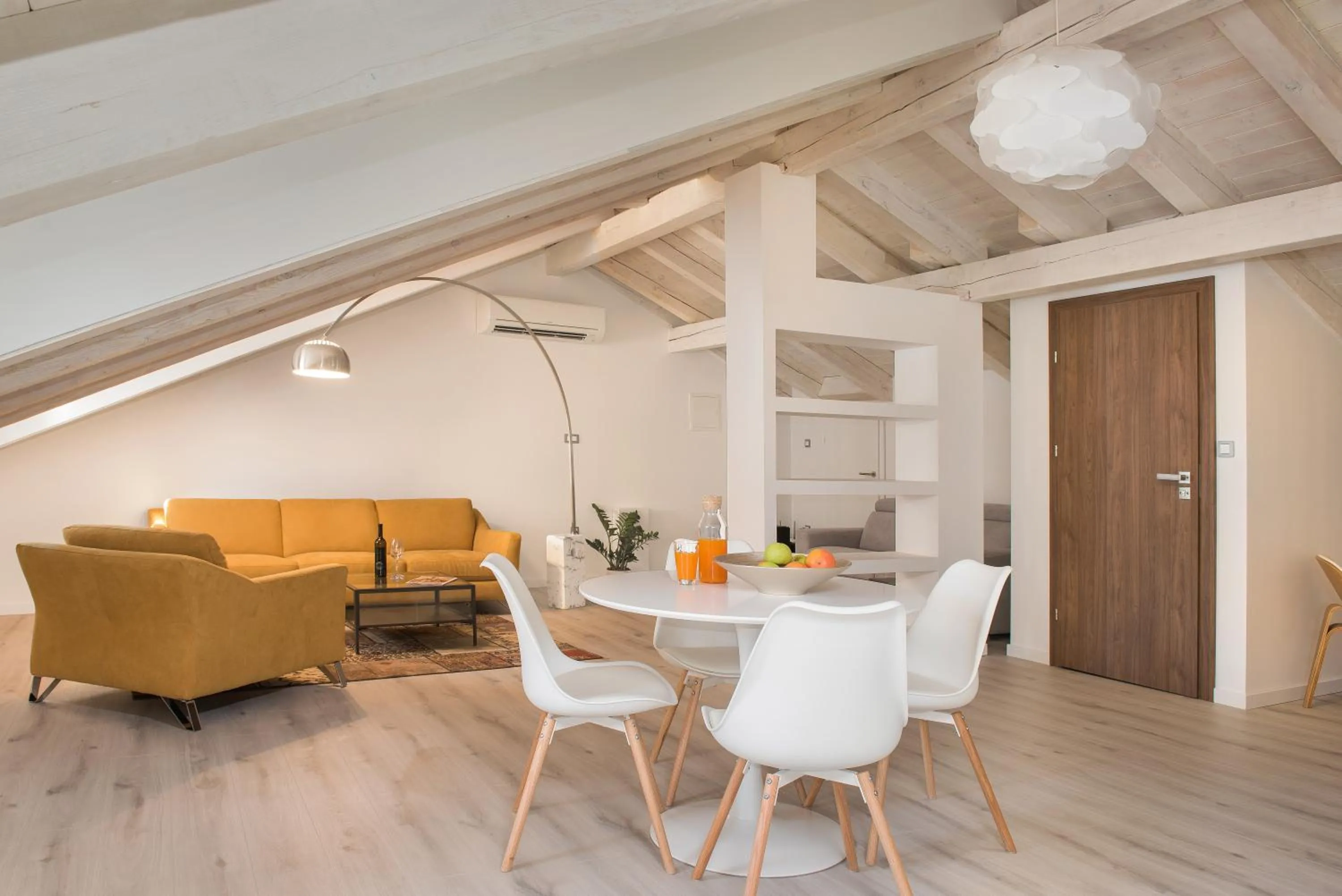 Boutique Rooms Mirabilis