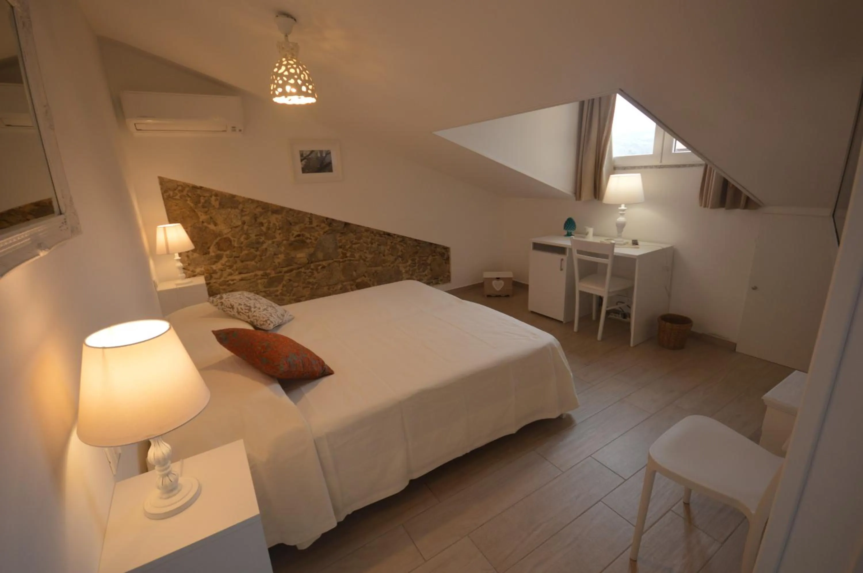 Photo of the whole room in B&B Tra Cielo e Mare
