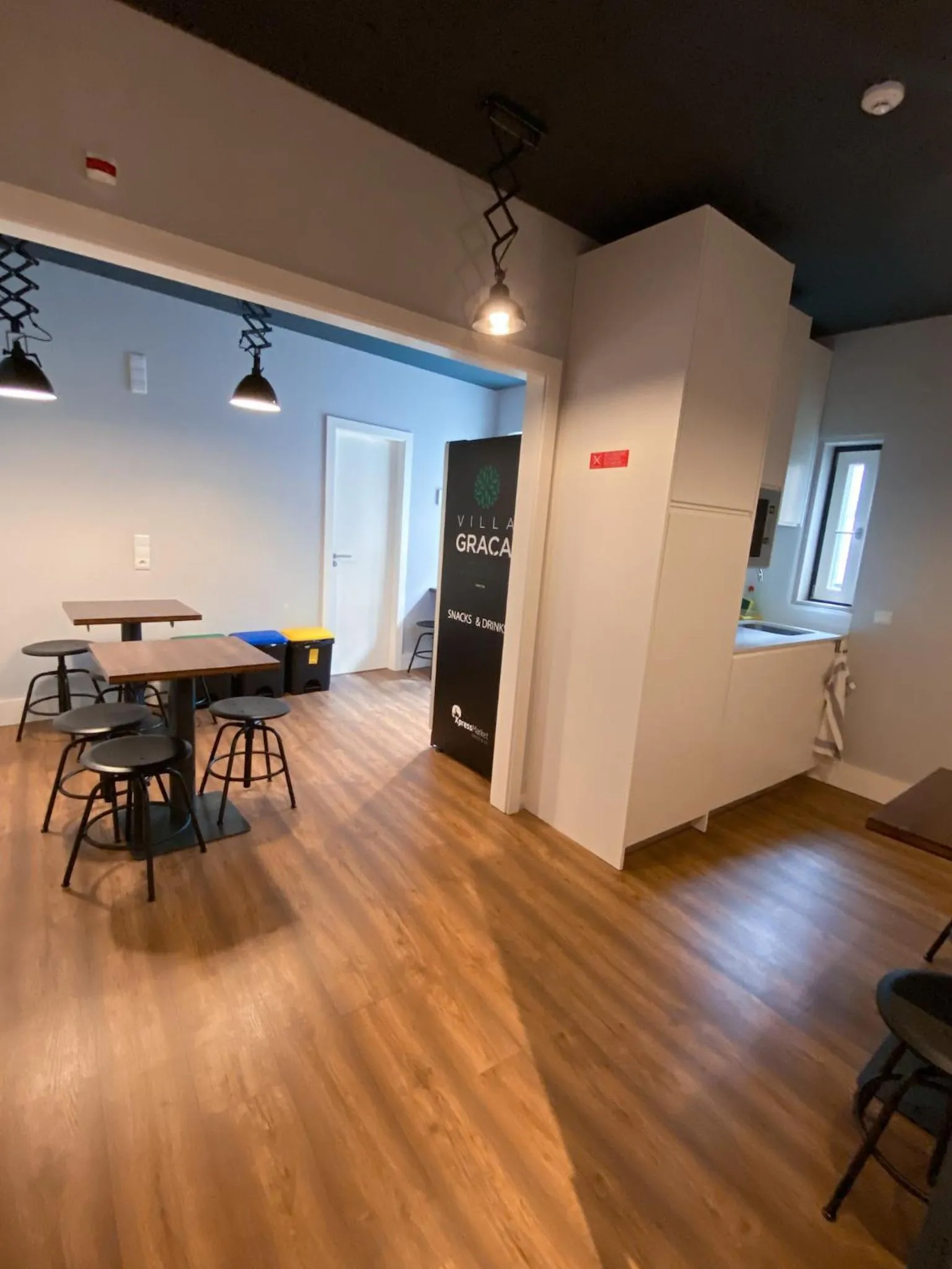Dining area in Villa Graça -Hostels and Apartments