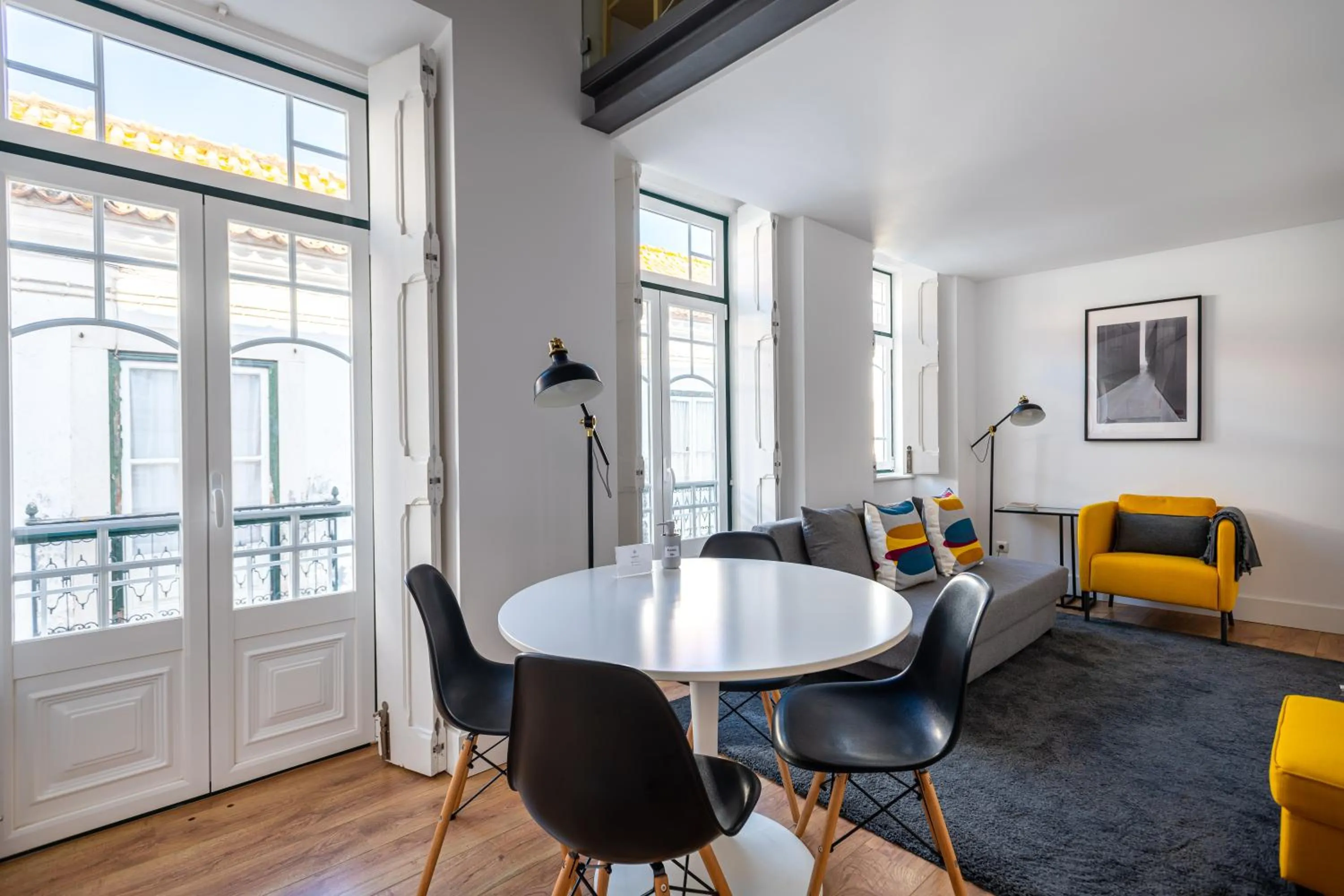 Kitchen or kitchenette in Villa Graça -Hostels and Apartments