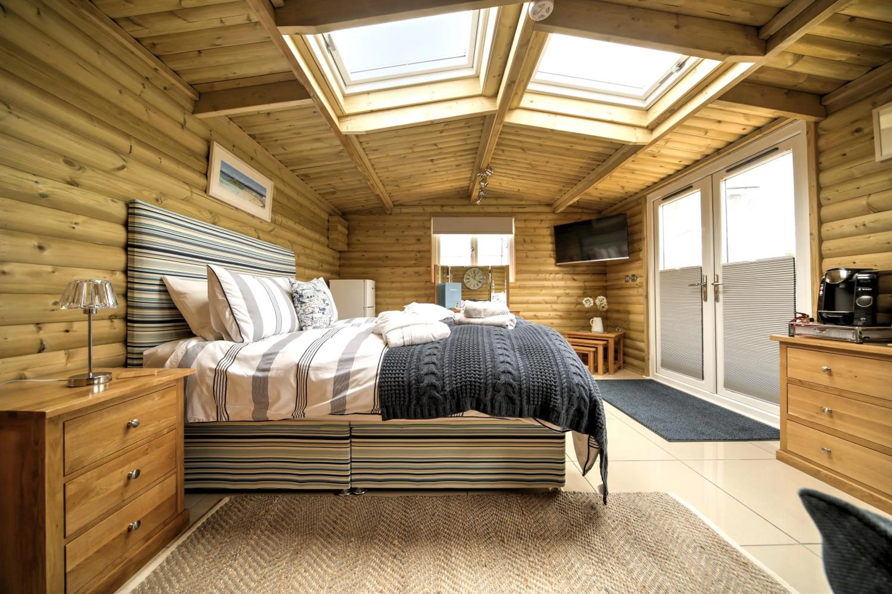 Photo of the whole room, Bed in Downsfield Bed and Breakfast