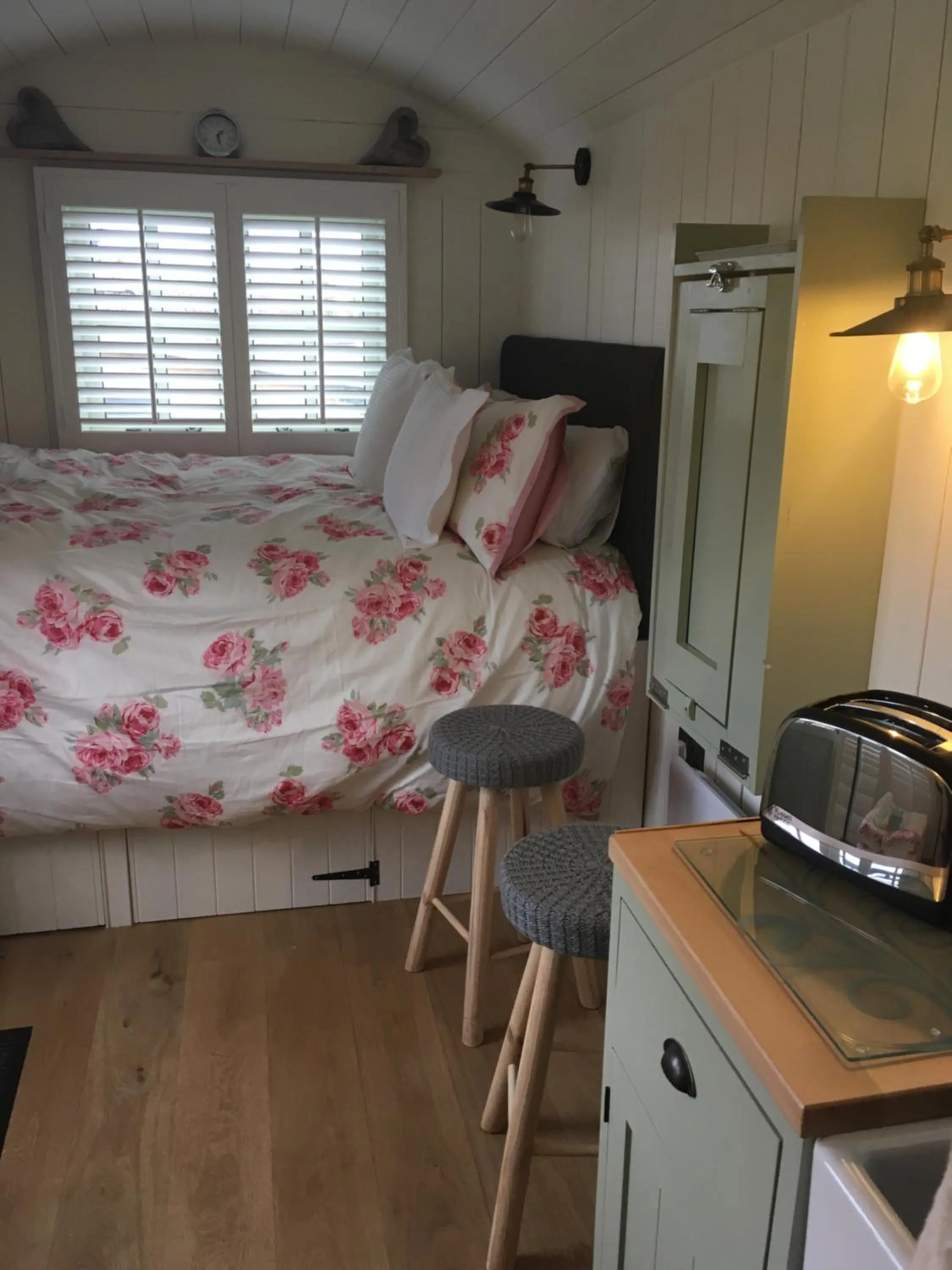 Bed in Downsfield Bed and Breakfast