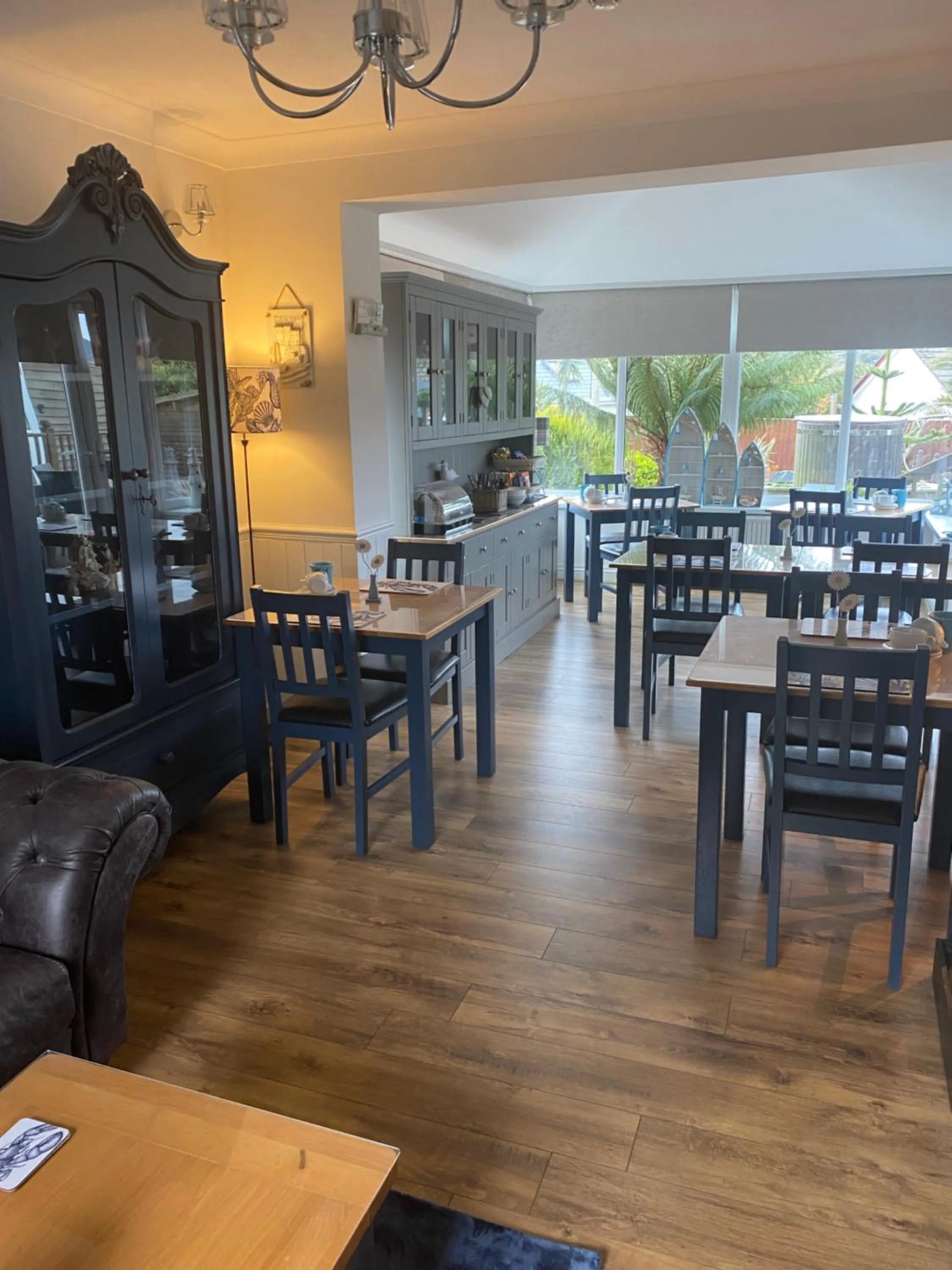 Breakfast in Downsfield Bed and Breakfast