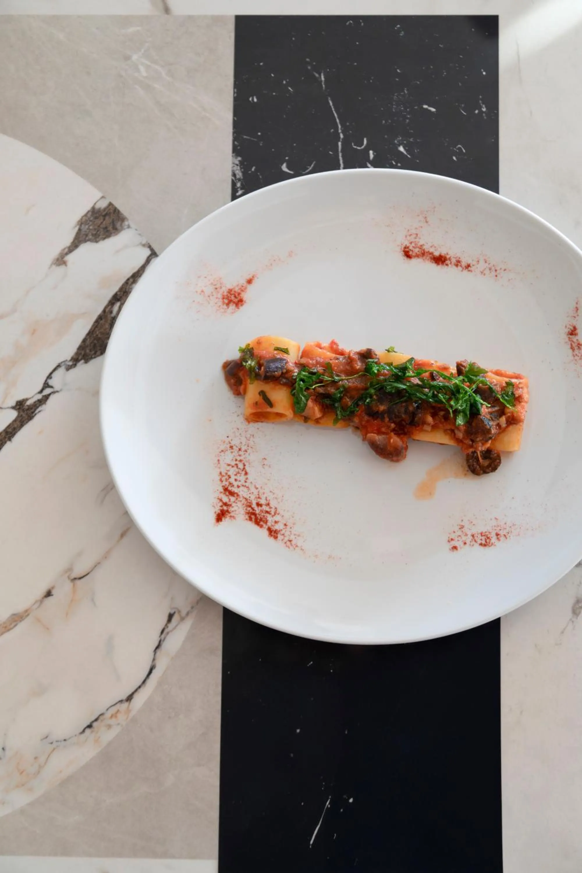 Restaurant/places to eat in Midenza Seaside & Nature Retreat