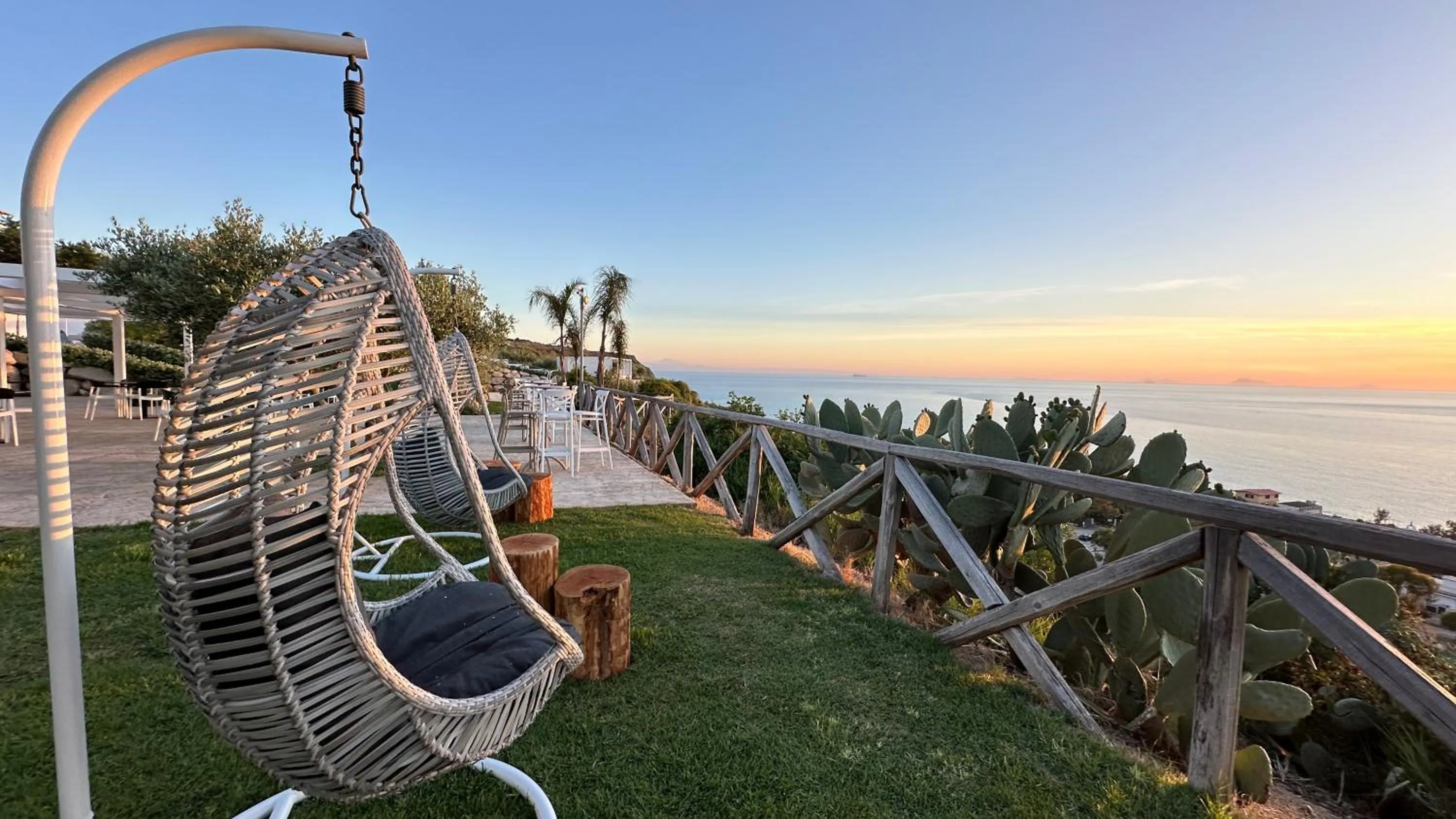 Sea view in Midenza Seaside & Nature Retreat