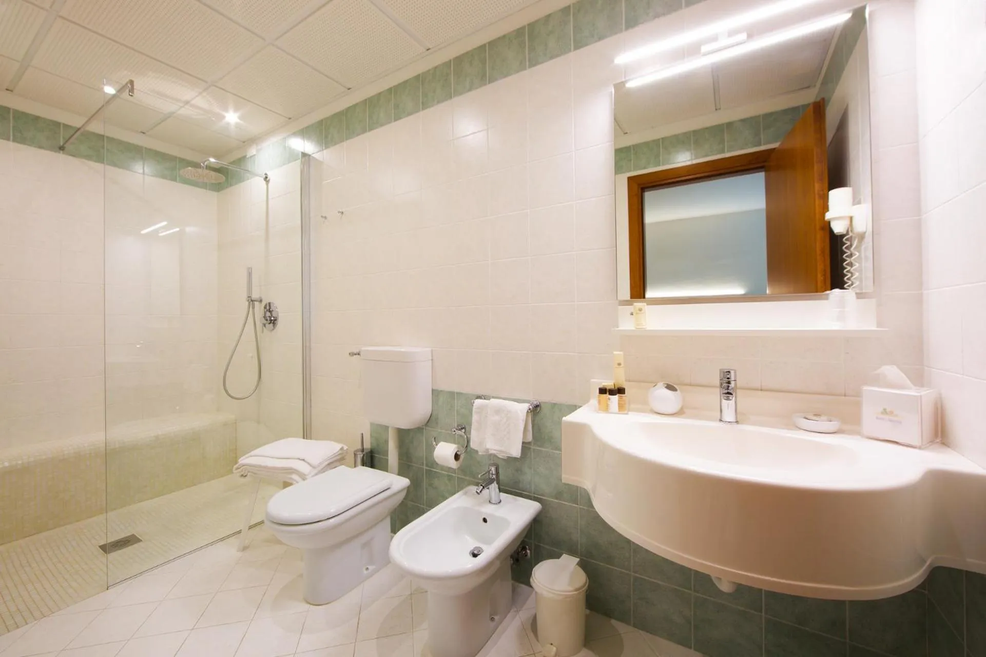 Bathroom in Hotel Bauer & Sporting