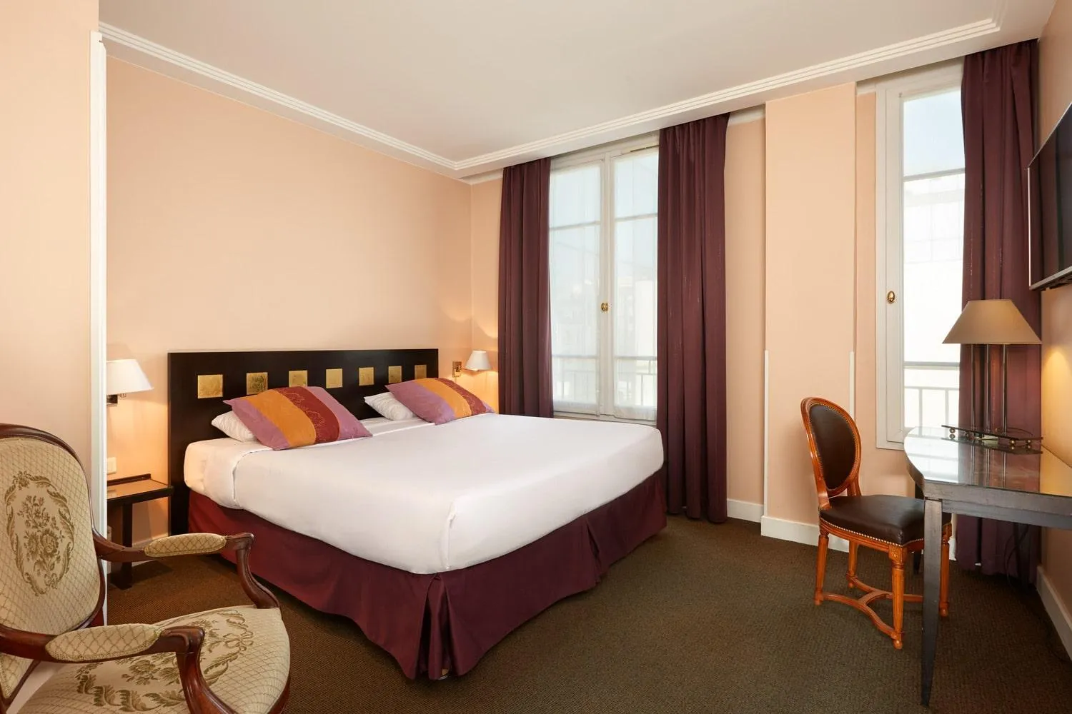 Bed in Hotel De La Jatte