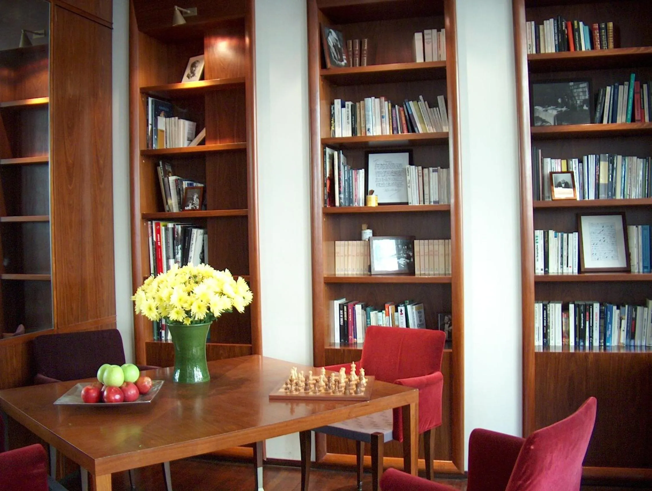 Lobby or reception in Hôtel Quartier Latin