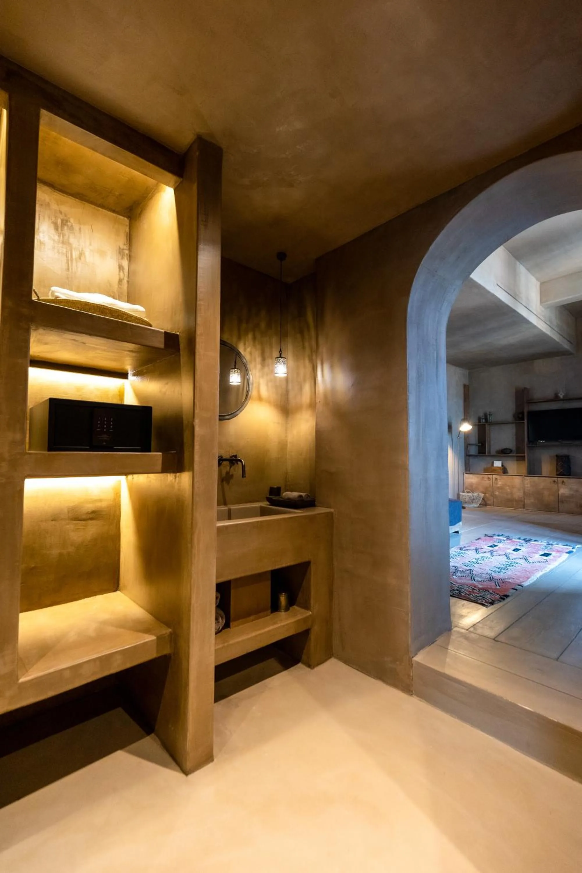 Bathroom, Bed in Life Gallery Hotel & Spa