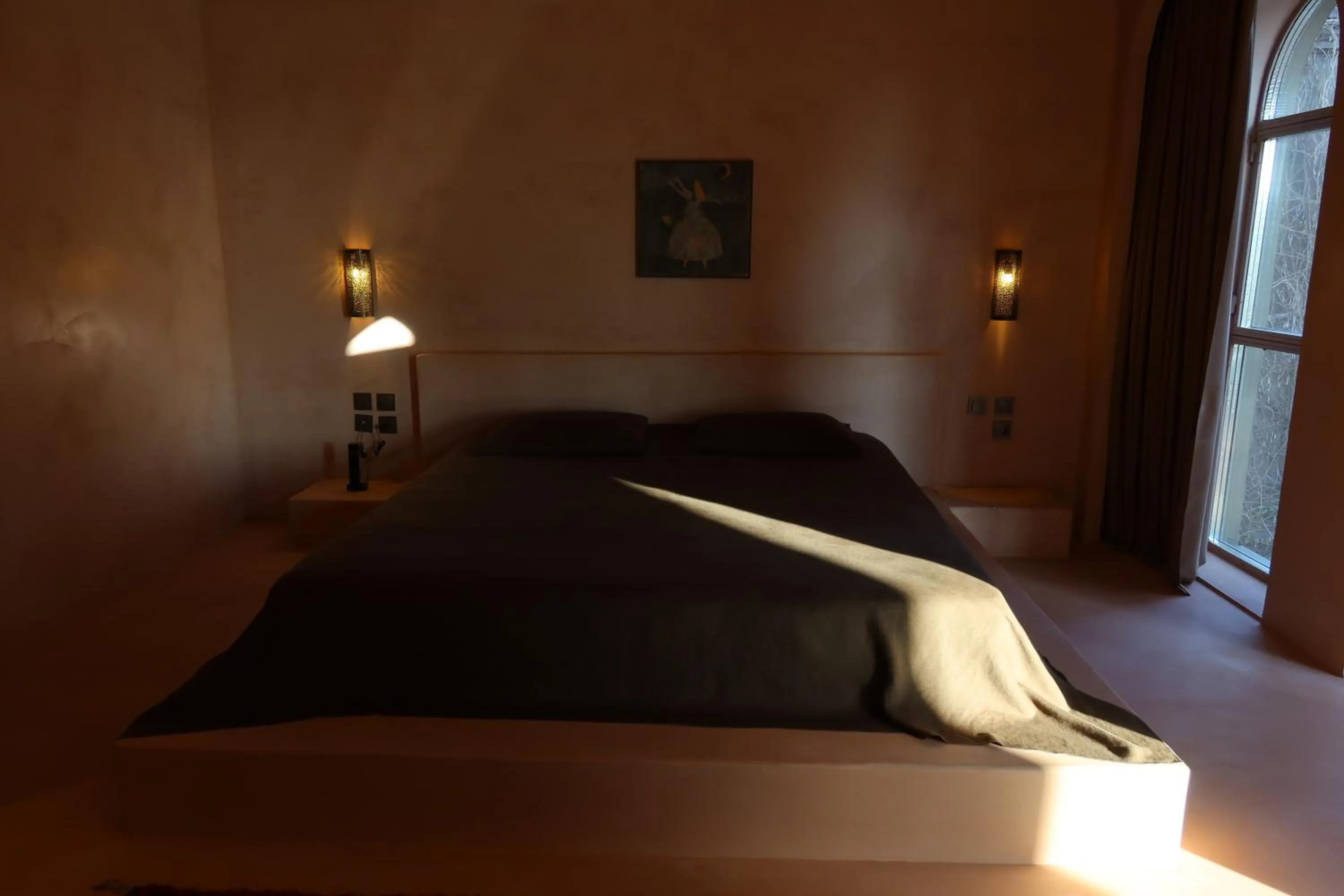 Bedroom, Bed in Life Gallery Hotel & Spa