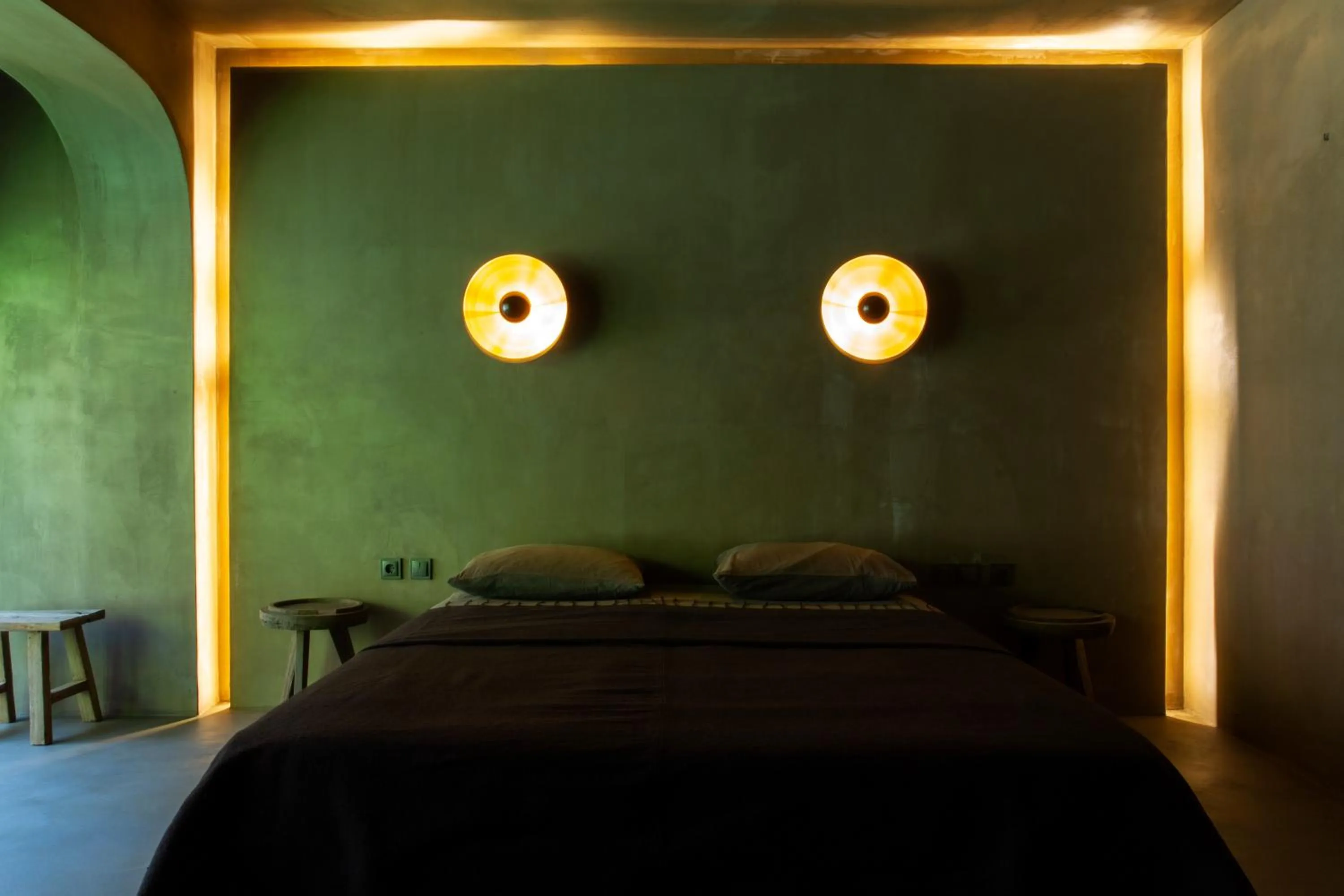 Bed in Life Gallery Hotel & Spa