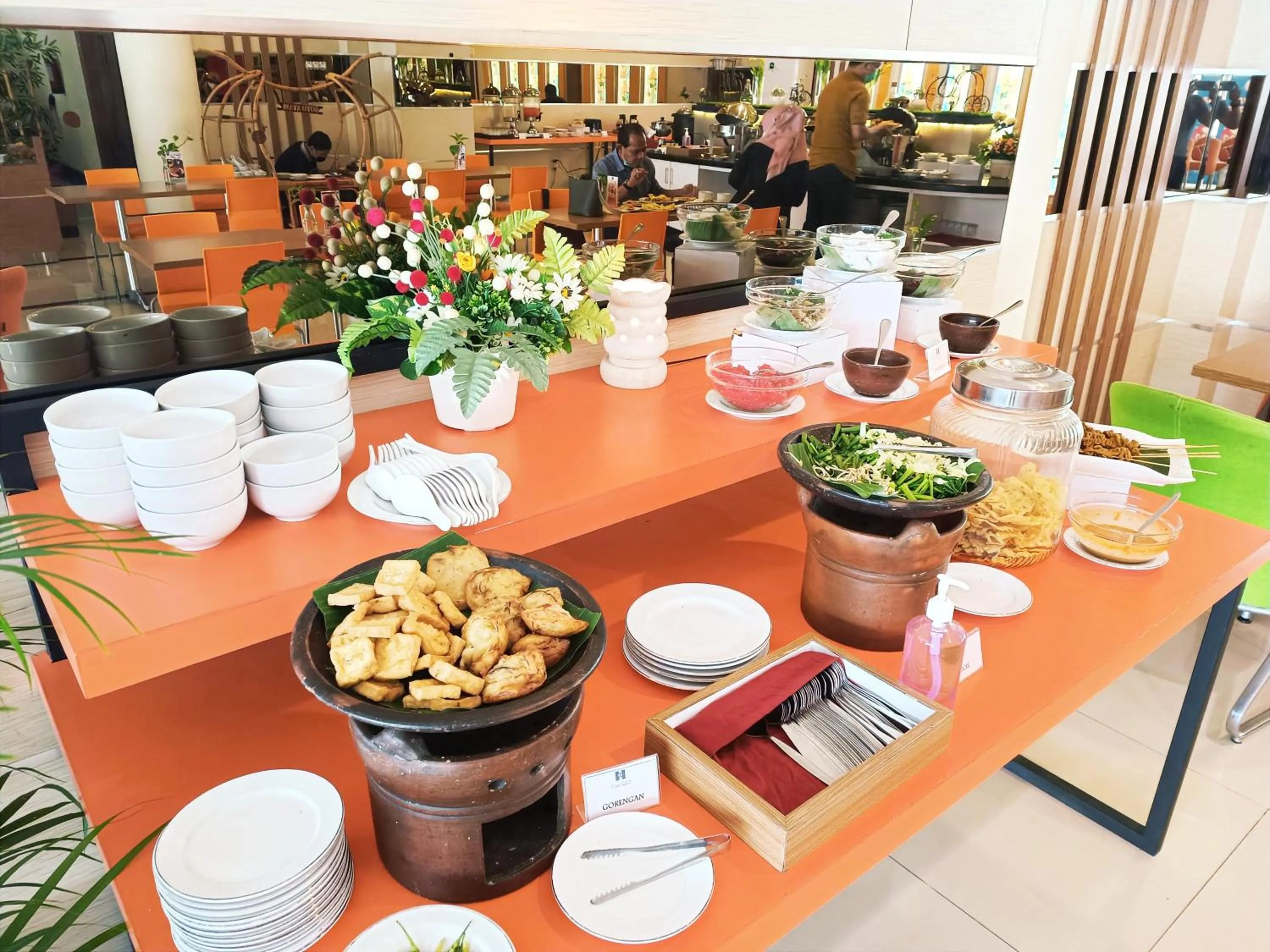 Halogen Hotel Airport Surabaya