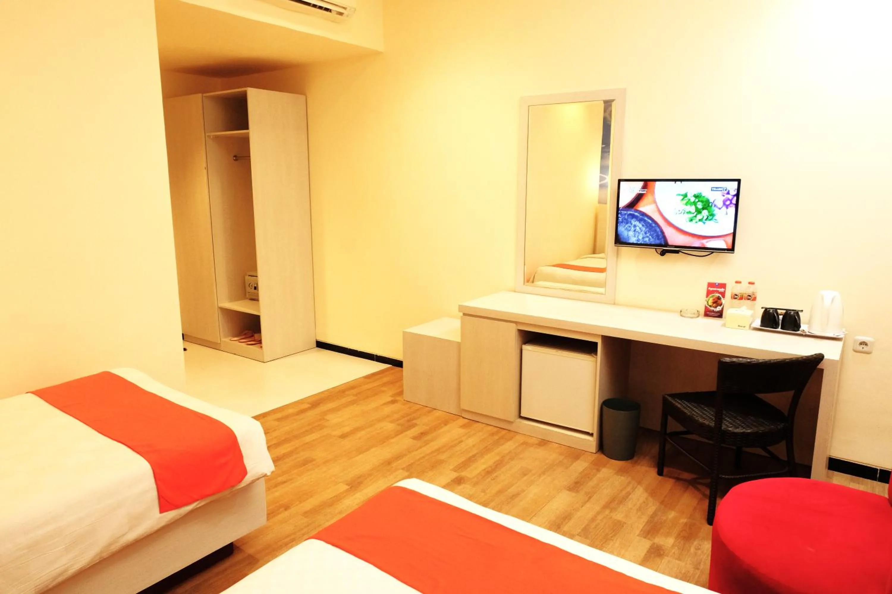 Bed in Halogen Hotel Airport Surabaya