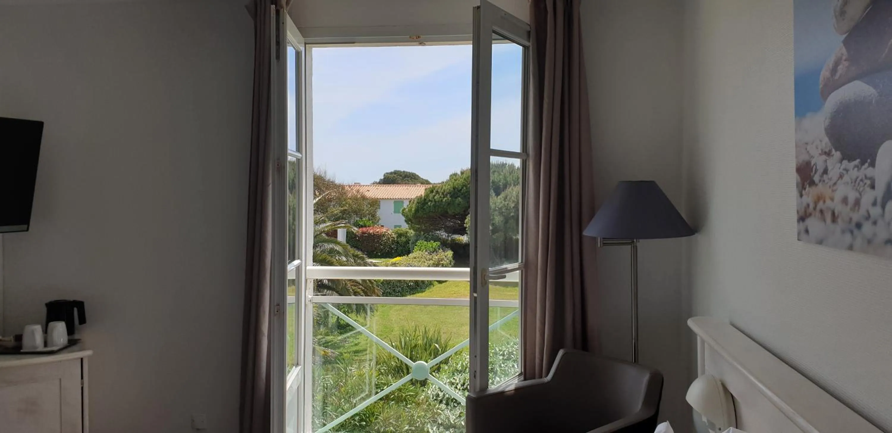 Garden view in Thalacap Île de Ré - Thalasso & Spa