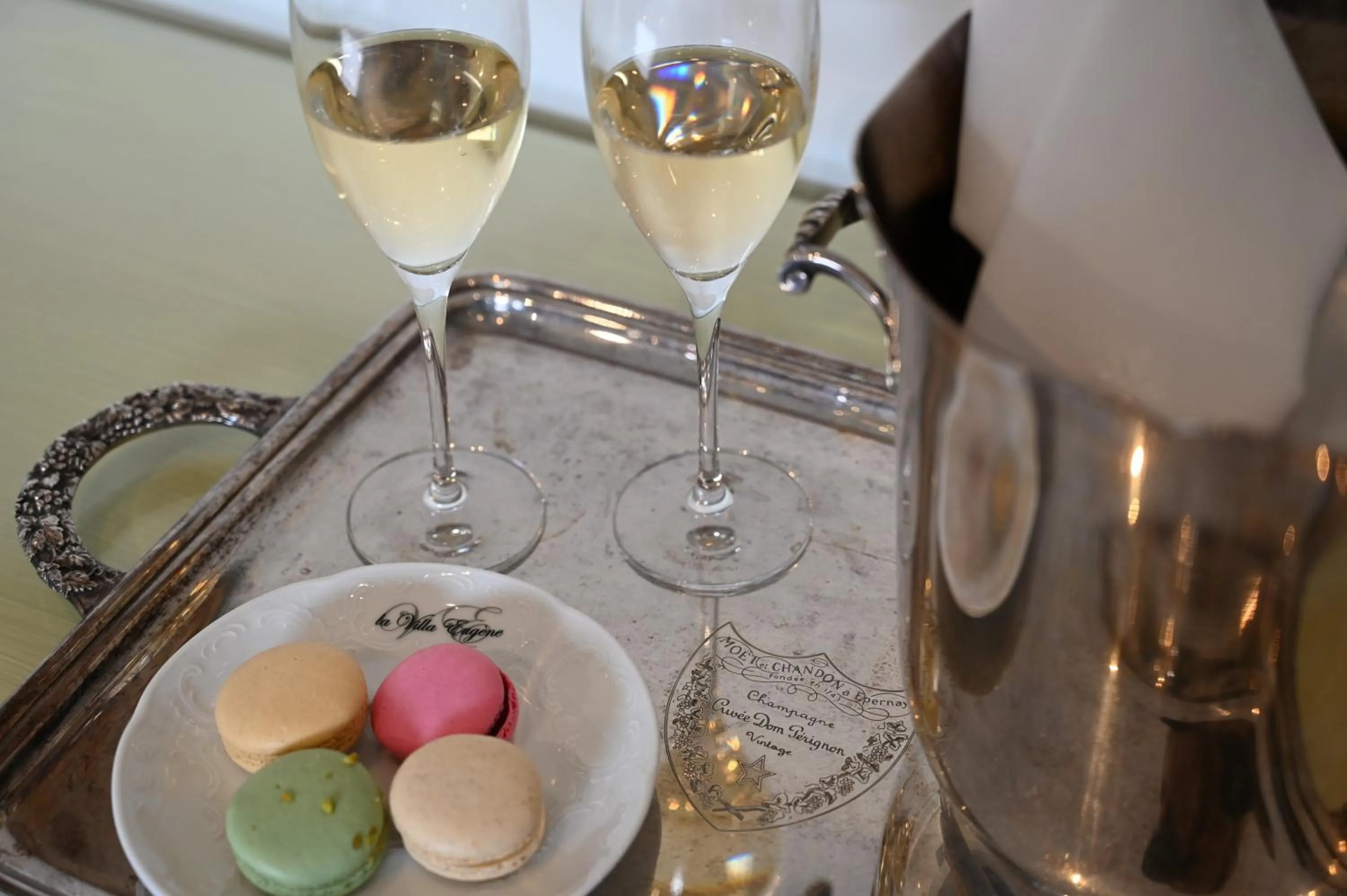 Property building in Hôtel La Villa Eugene