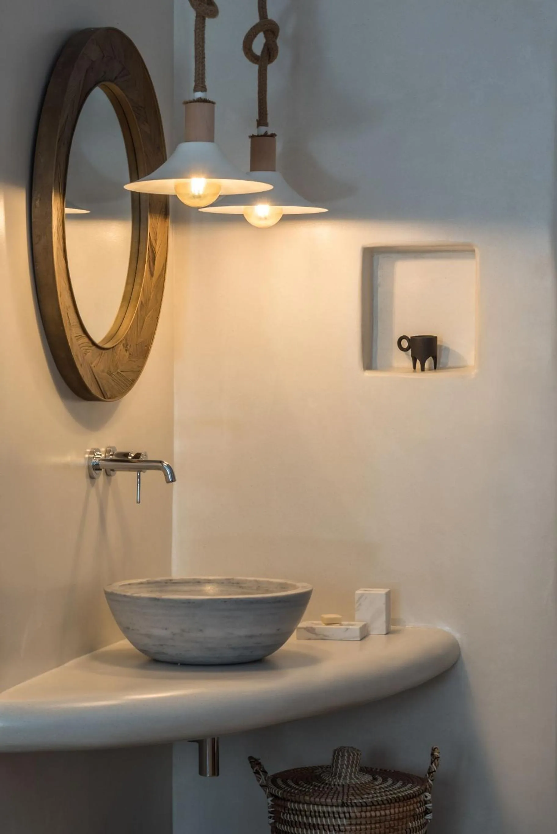 Shower in Virtu Suites