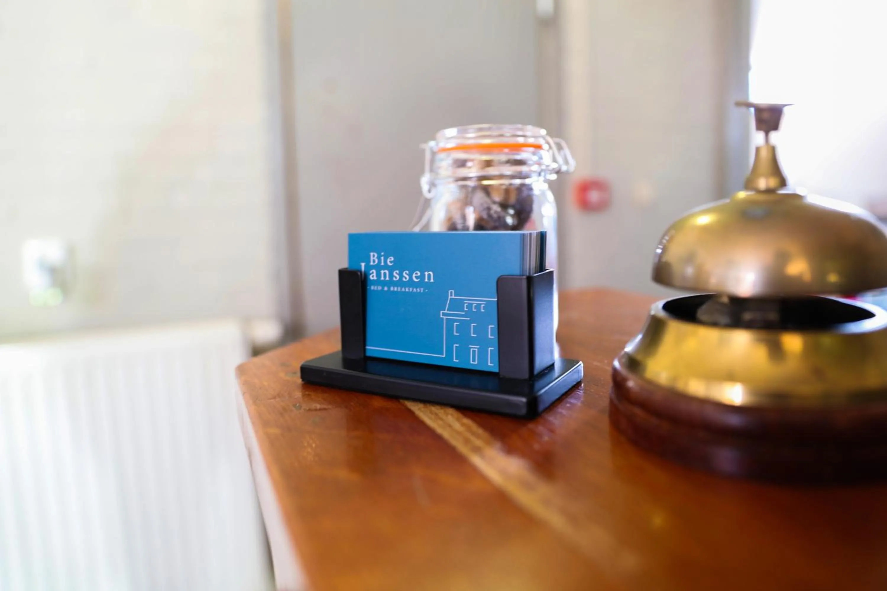 Logo/Certificate/Sign in B&B Bie Janssen