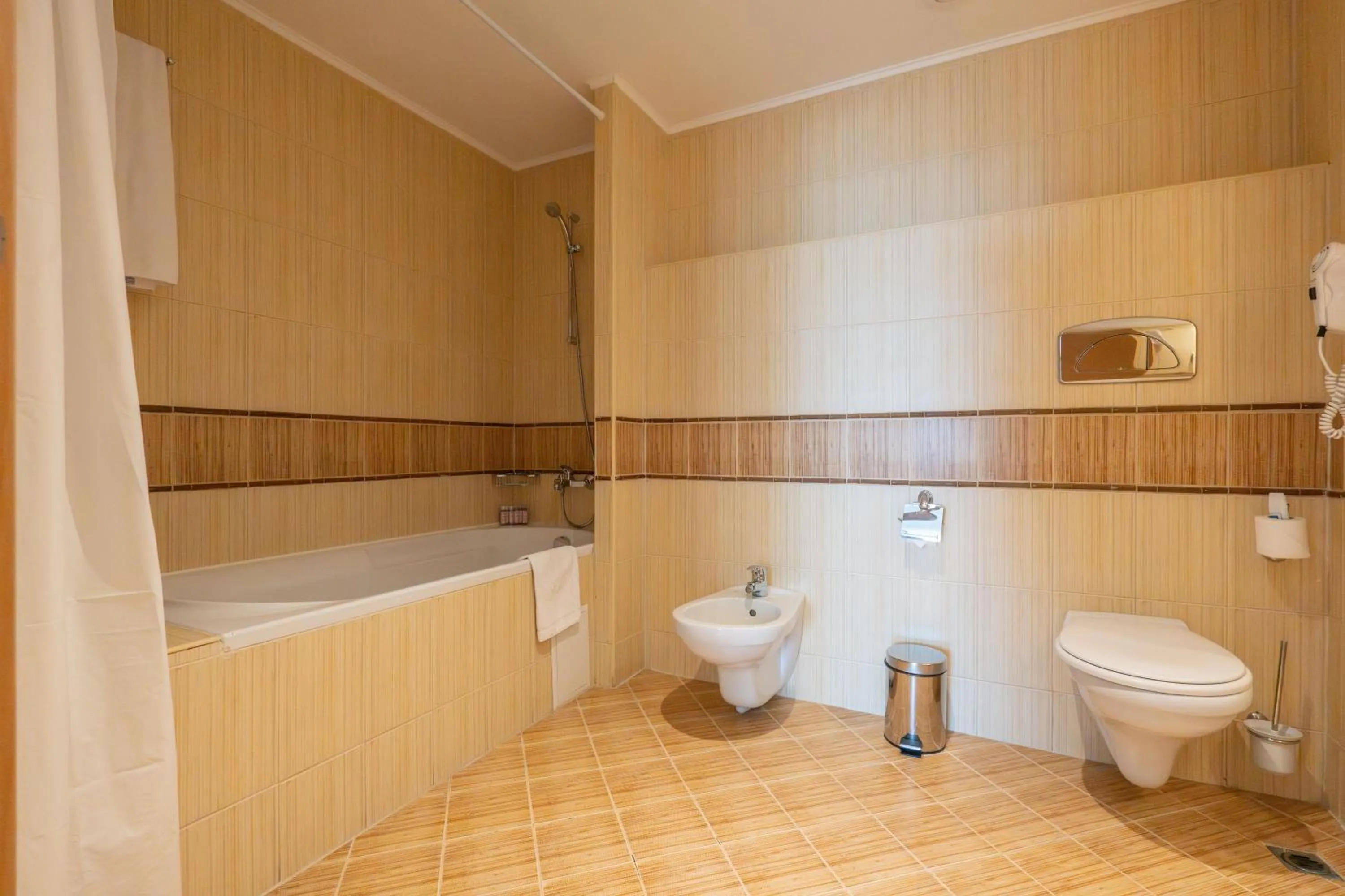 DIT Majestic Beach Resort