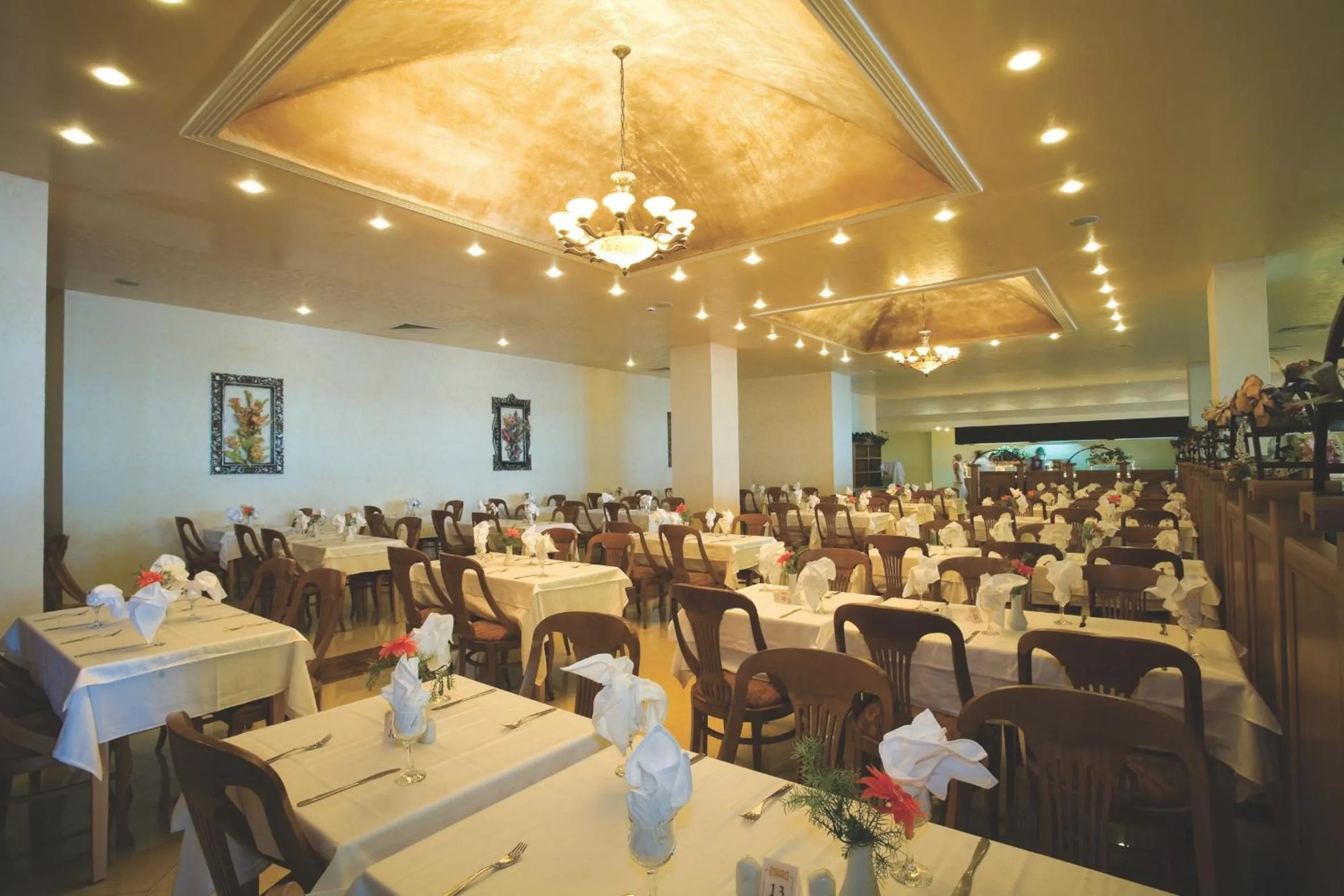 Restaurant/places to eat in DIT Majestic Beach Resort